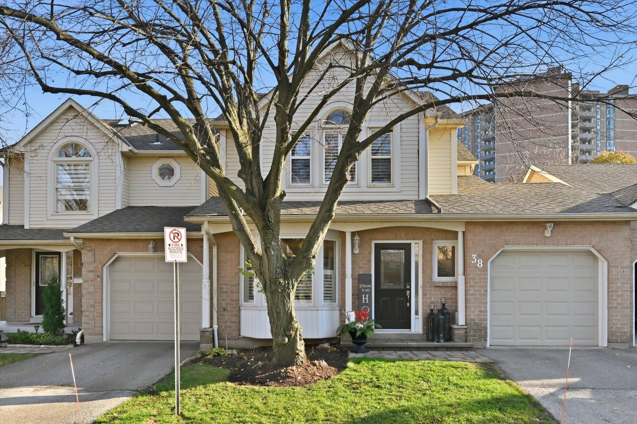 5255 Lakeshore RD #38, Burlington, ON L7L 5X8