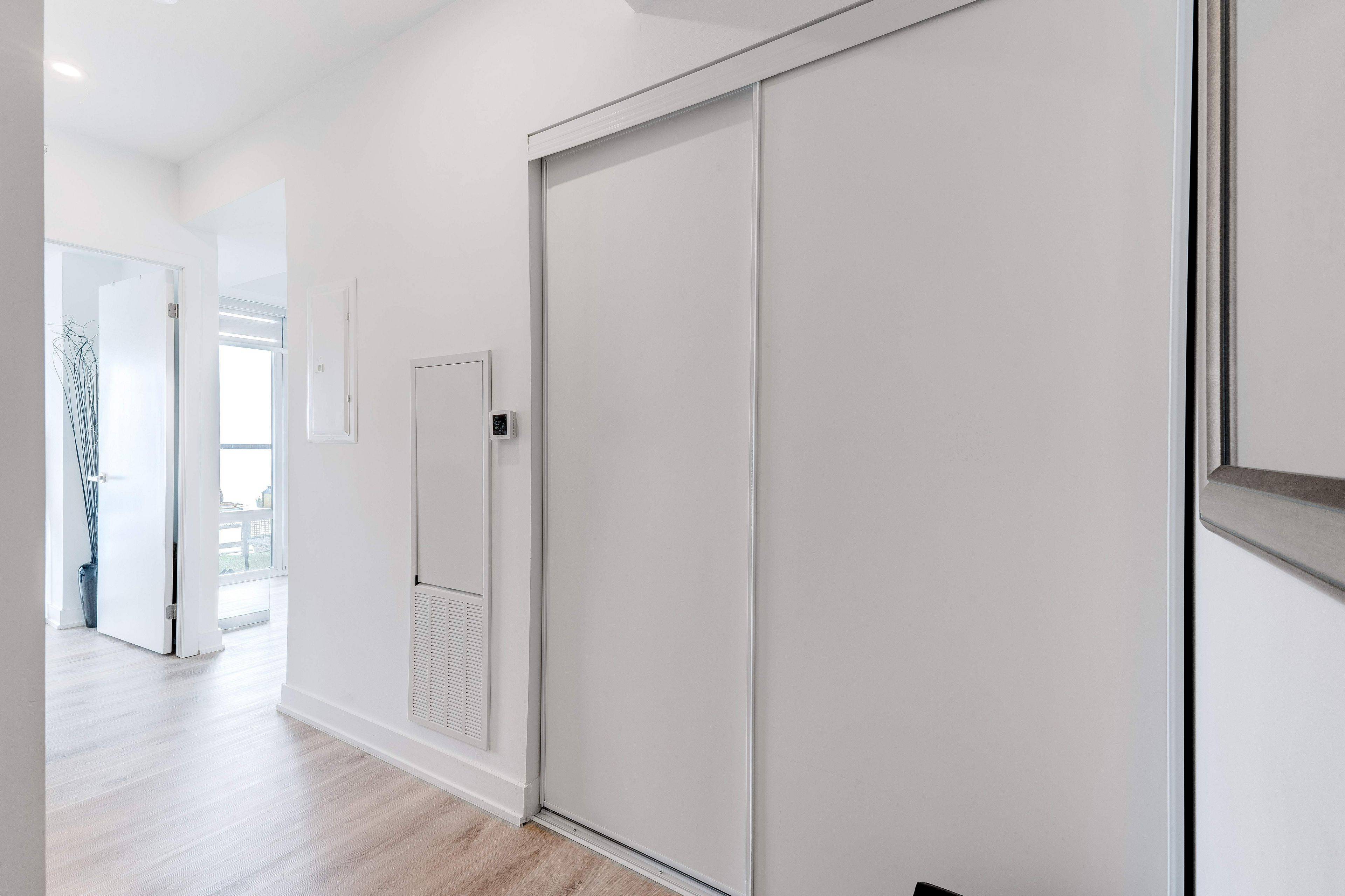 370 Martha ST #1707, Burlington, ON L7R 0G9