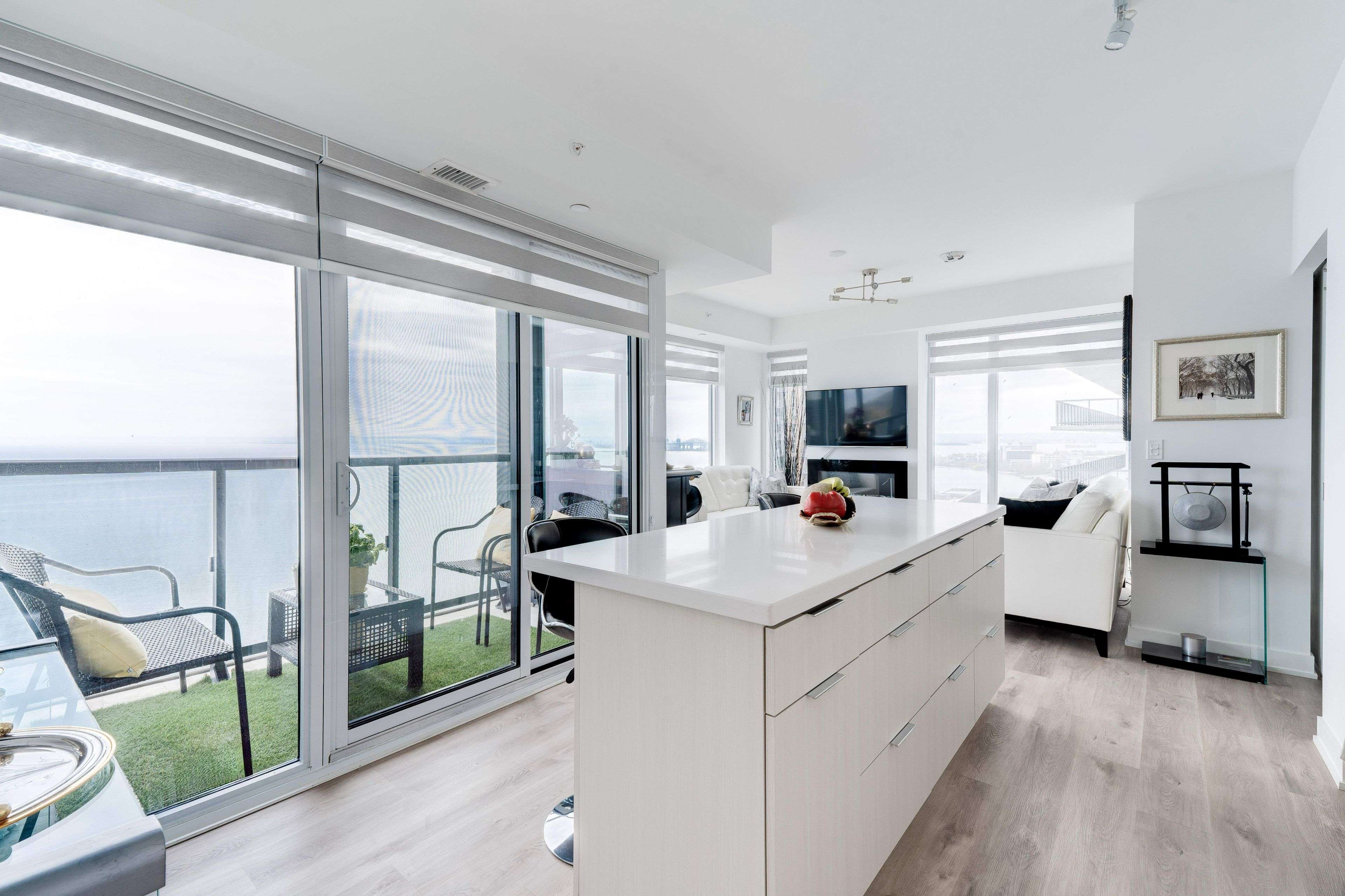 370 Martha ST #1707, Burlington, ON L7R 0G9