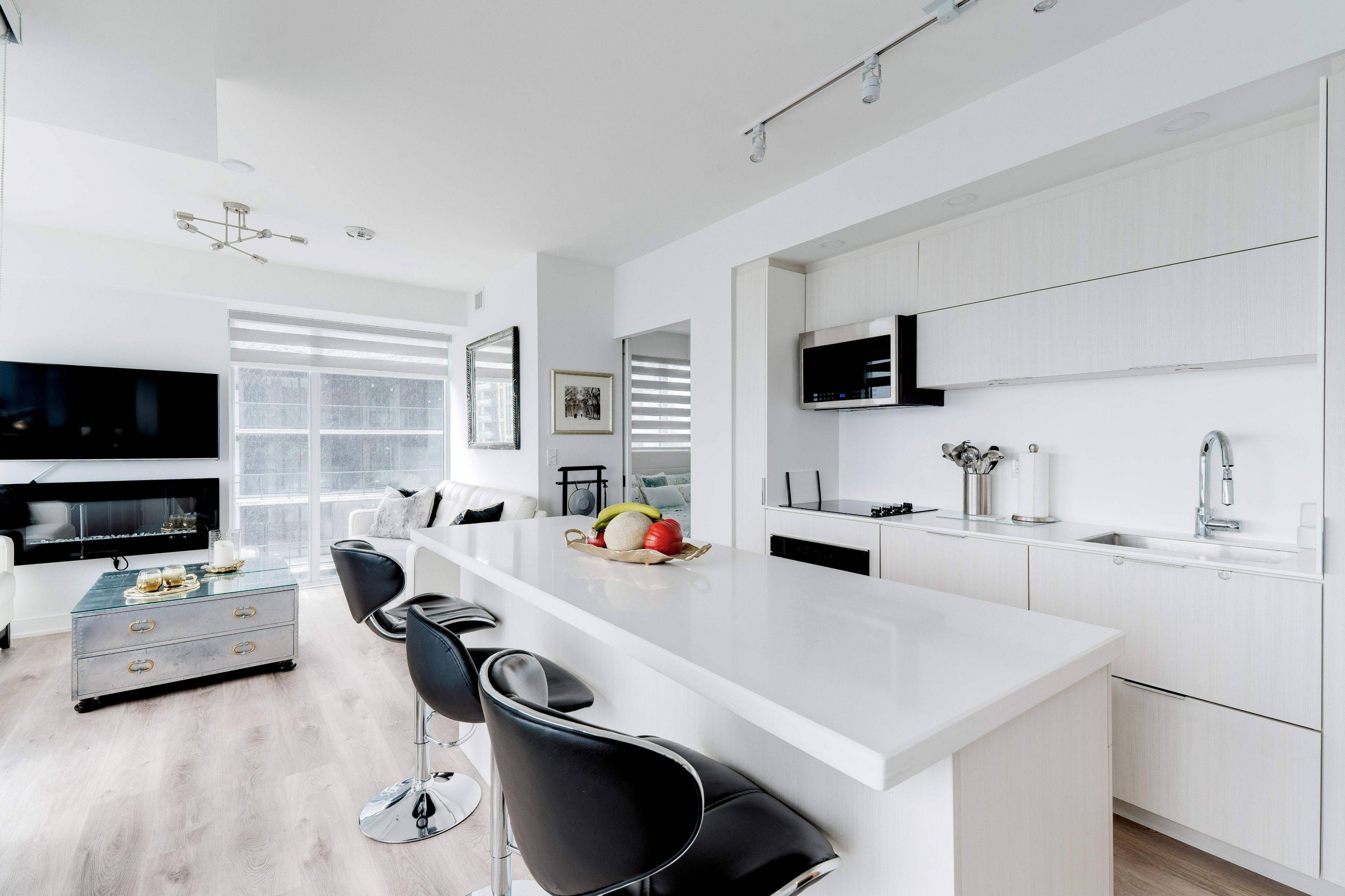 370 Martha ST #1707, Burlington, ON L7R 0G9