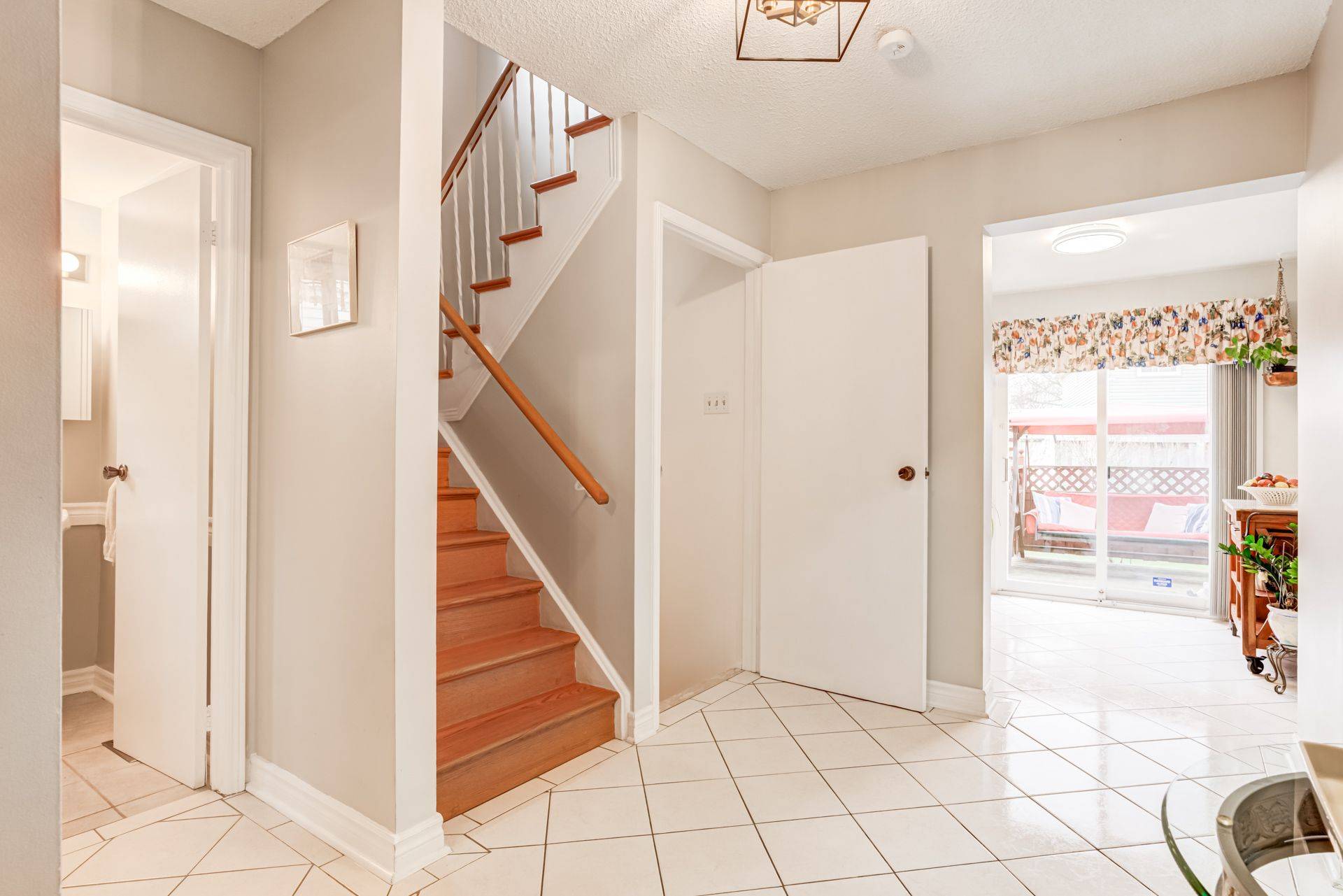 7 Oleander CRES, Brampton, ON L6Z 2C1