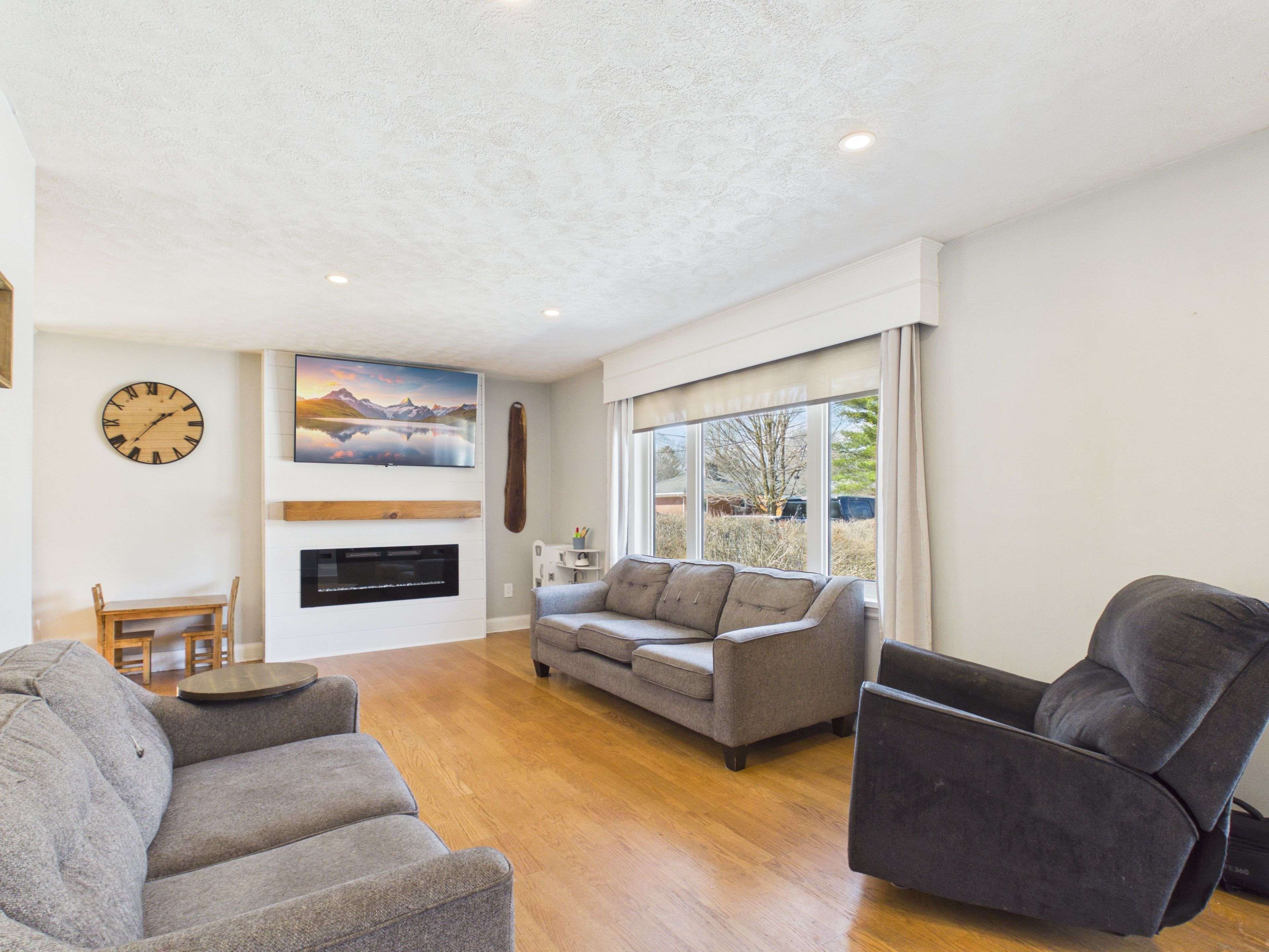 40 Johnstone BLVD, Brockton, ON N0G 2V0