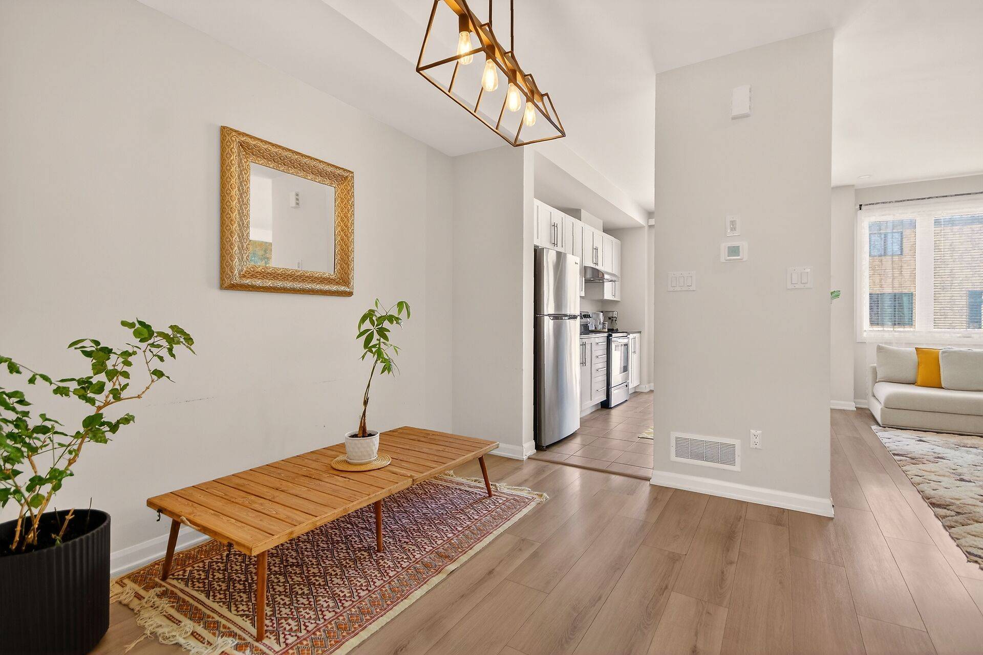 733 Cashmere TER, Barrhaven, ON K2J 6Z6