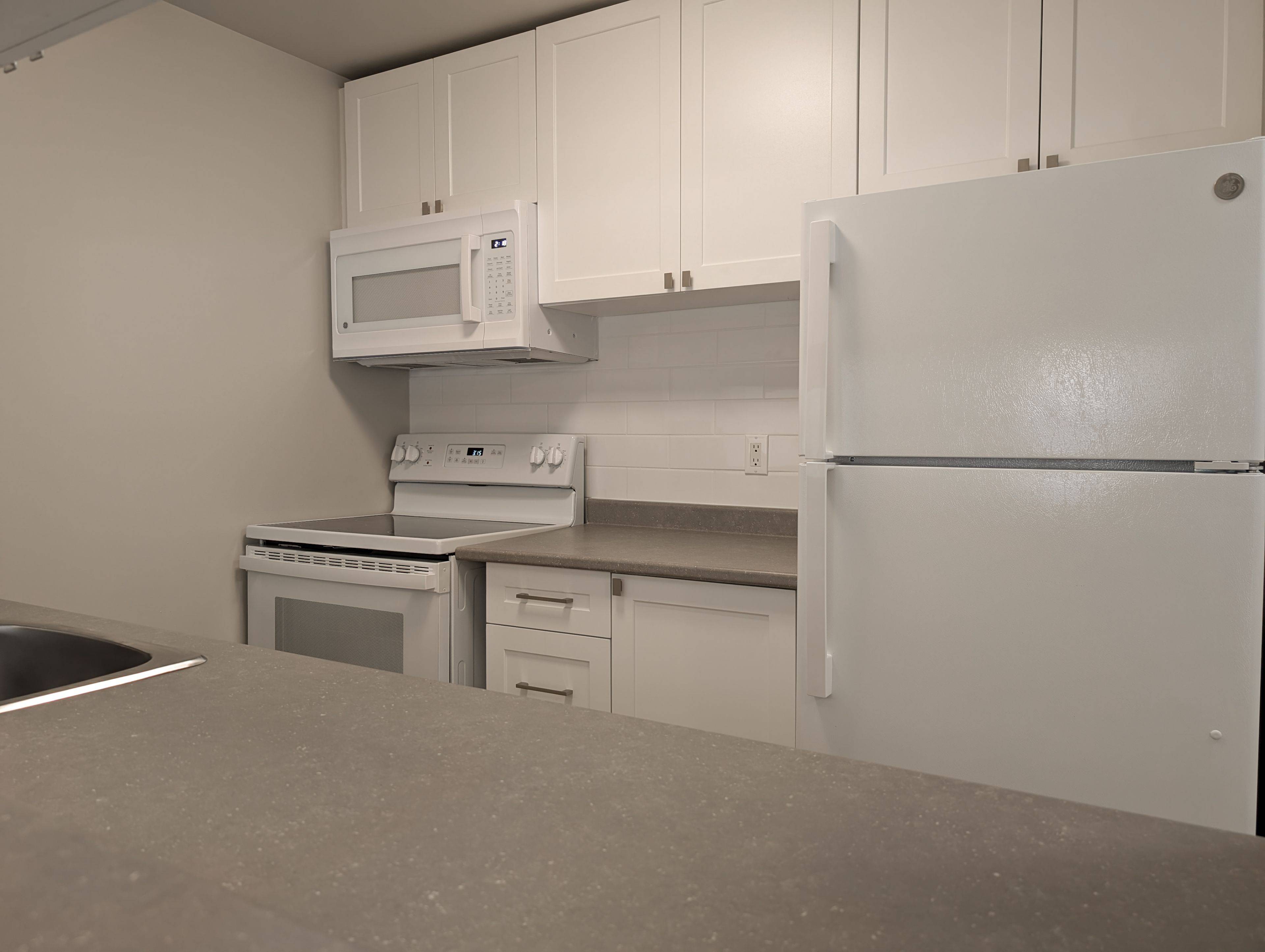 1300 Richmond RD #107, Britannia - Lincoln Heights And Area, ON K2B 8L2