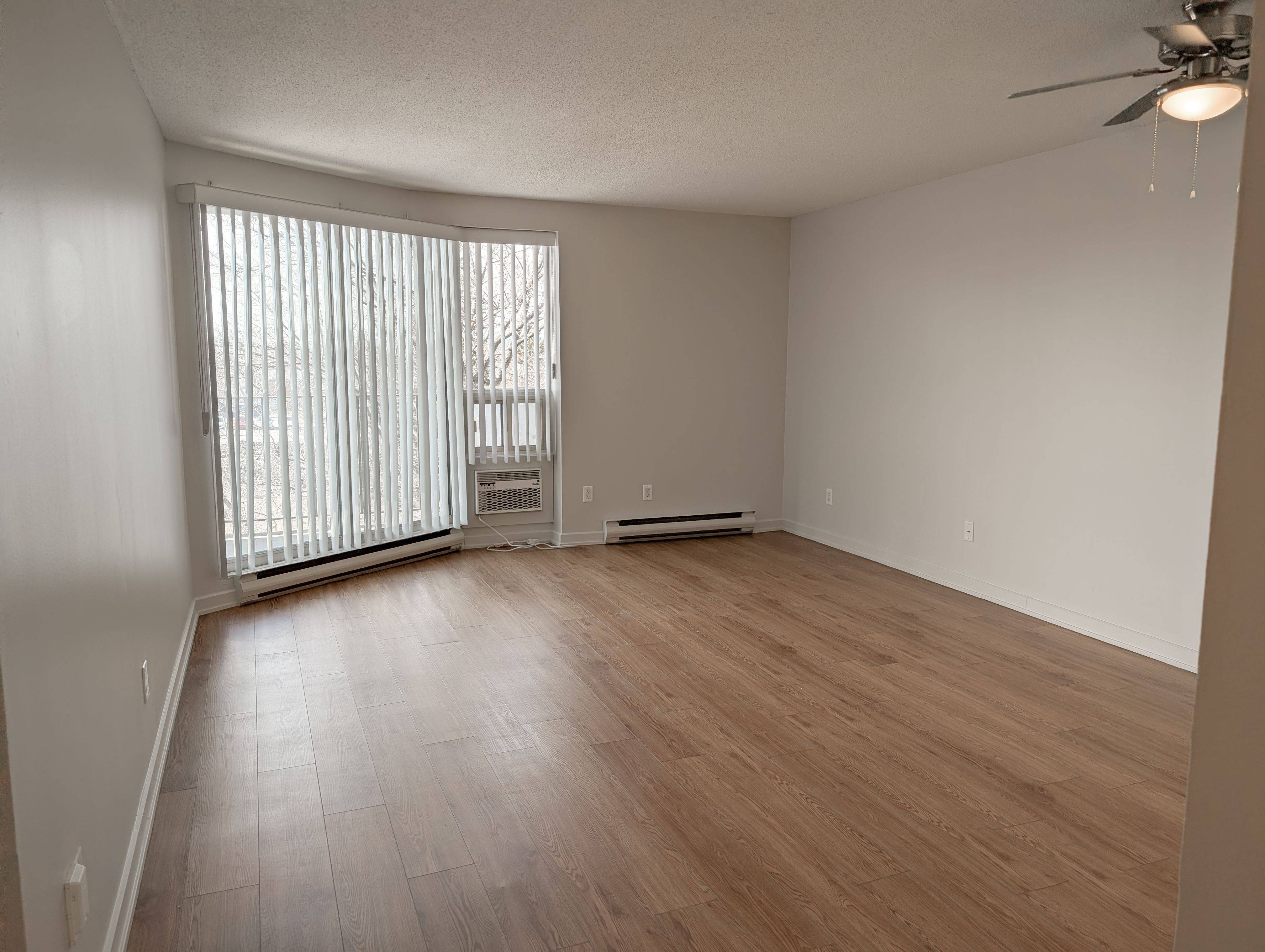 1320 Richmond RD #320, Britannia - Lincoln Heights And Area, ON K2B 8L3