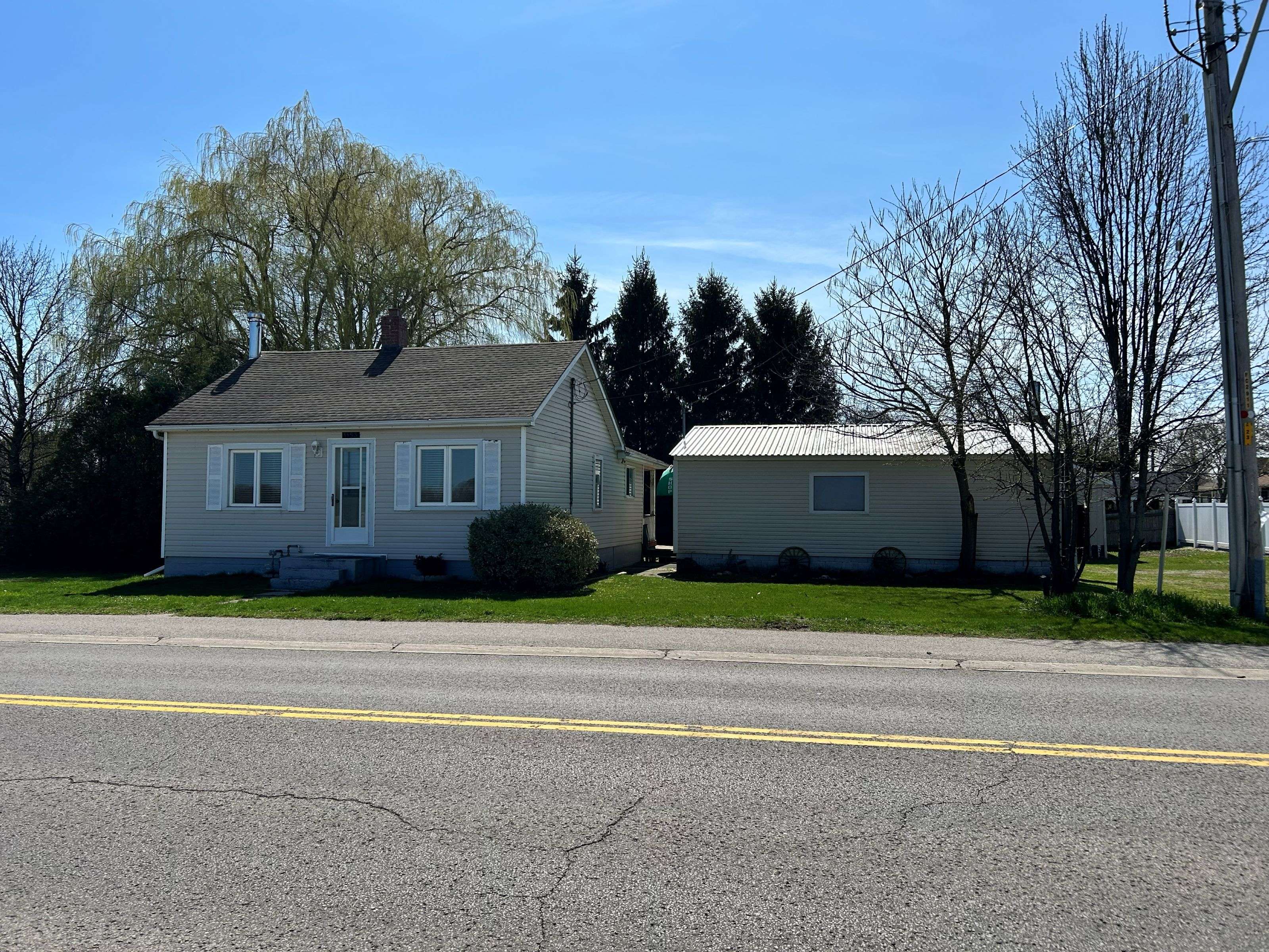 1153 Bay ST, Norfolk, ON N0E 1M0