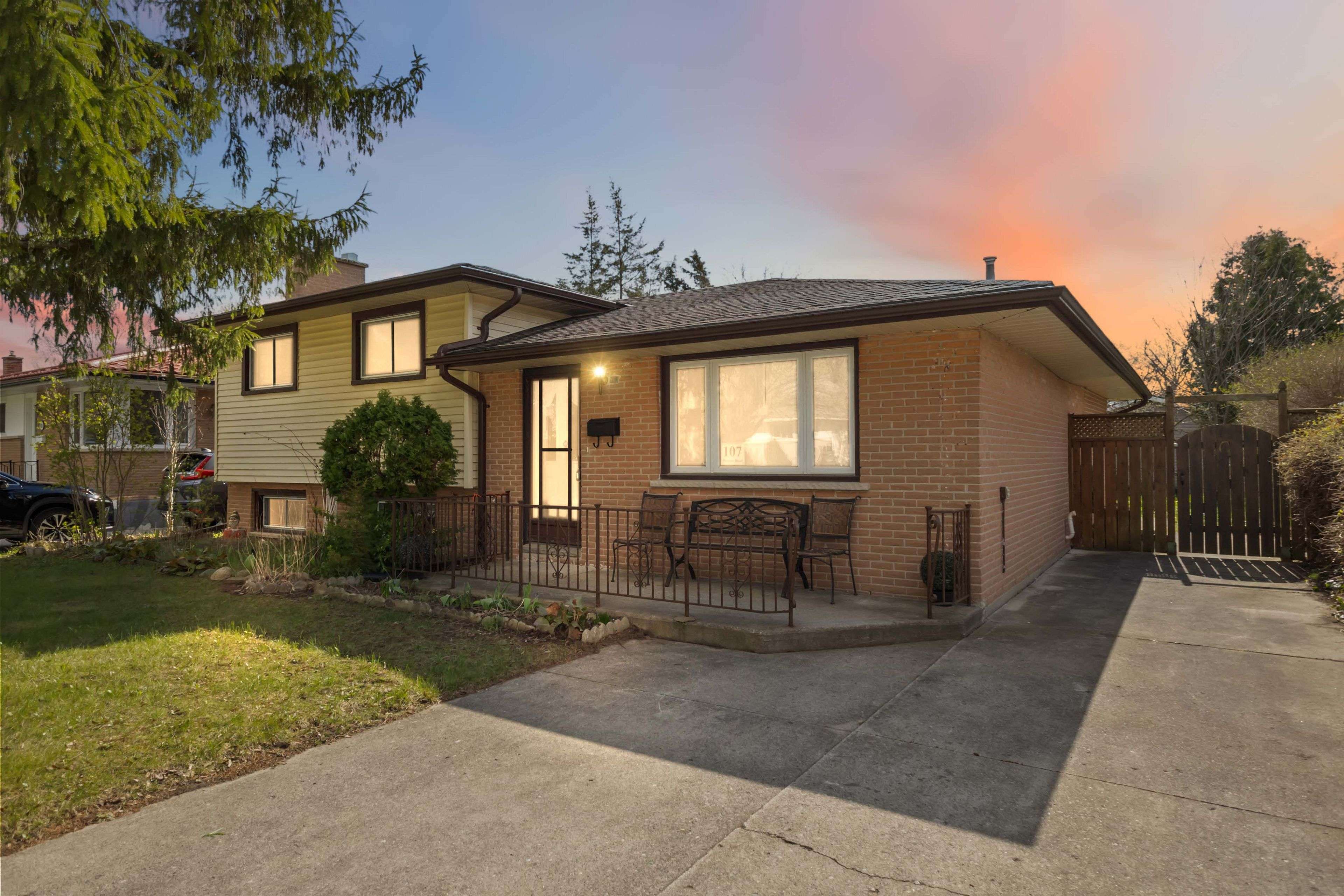 107 Pawnee RD, London East, ON N5V 2S9