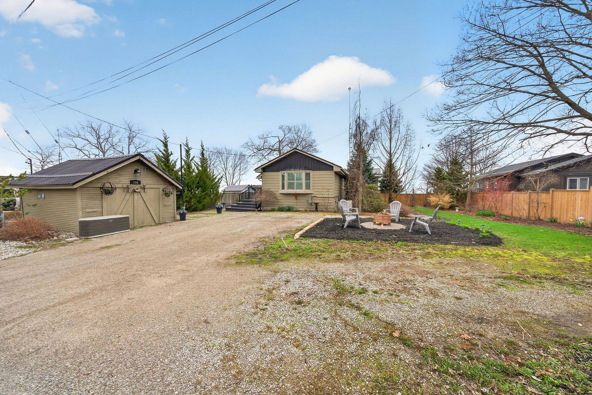 108 Lakeside DR, Haldimand, ON N0A 1L0