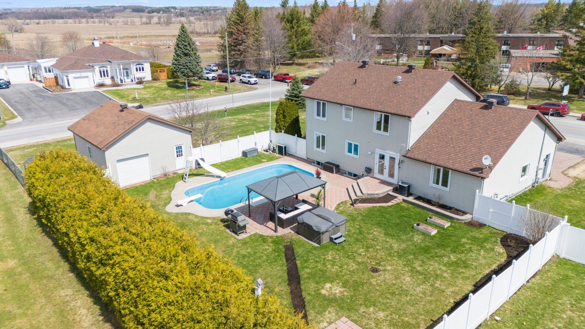 434 Lemay ST, Clarence-rockland, ON K0A 1N0