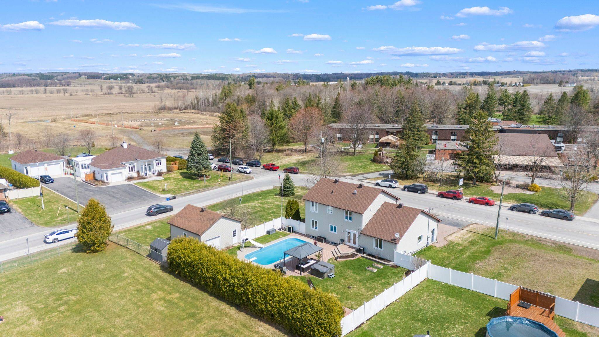 434 Lemay ST, Clarence-rockland, ON K0A 1N0