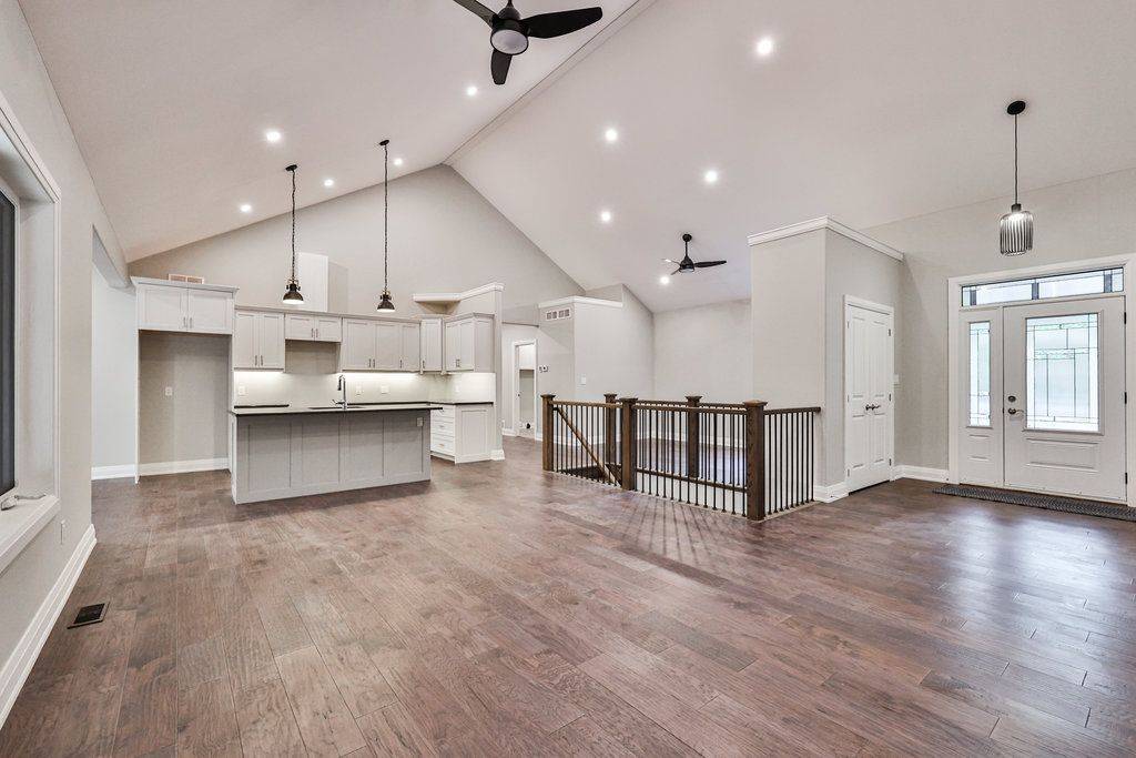 72 Harmonious DR, Kawartha Lakes, ON K0M 1N0