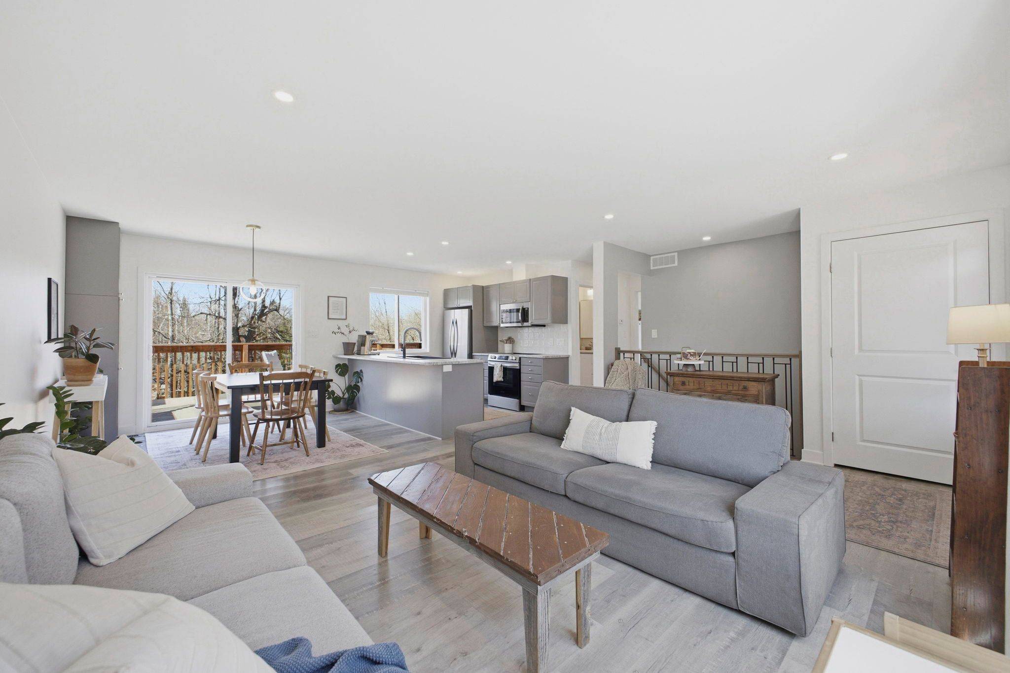 583 Gillies Corners Side RD, Beckwith, ON K7A 4S7