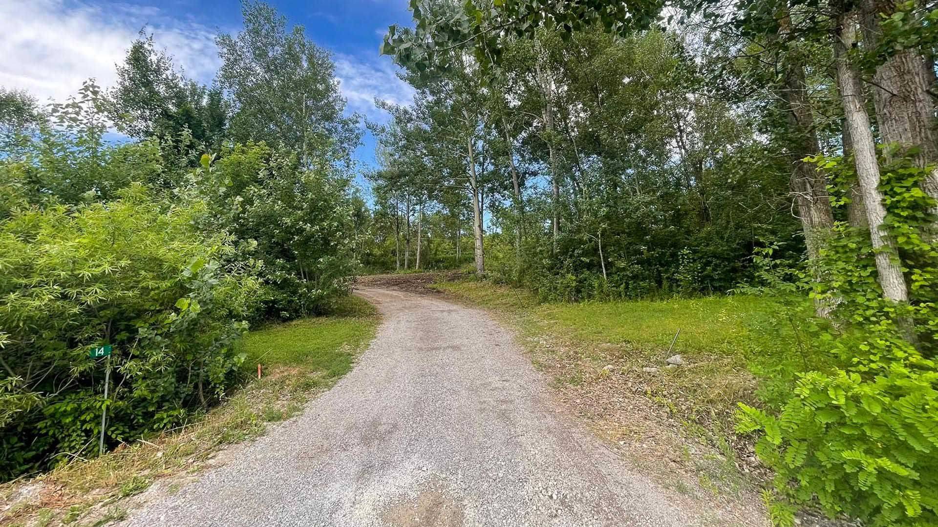 14 Lawson CT, Kawartha Lakes, ON K0L 2W0