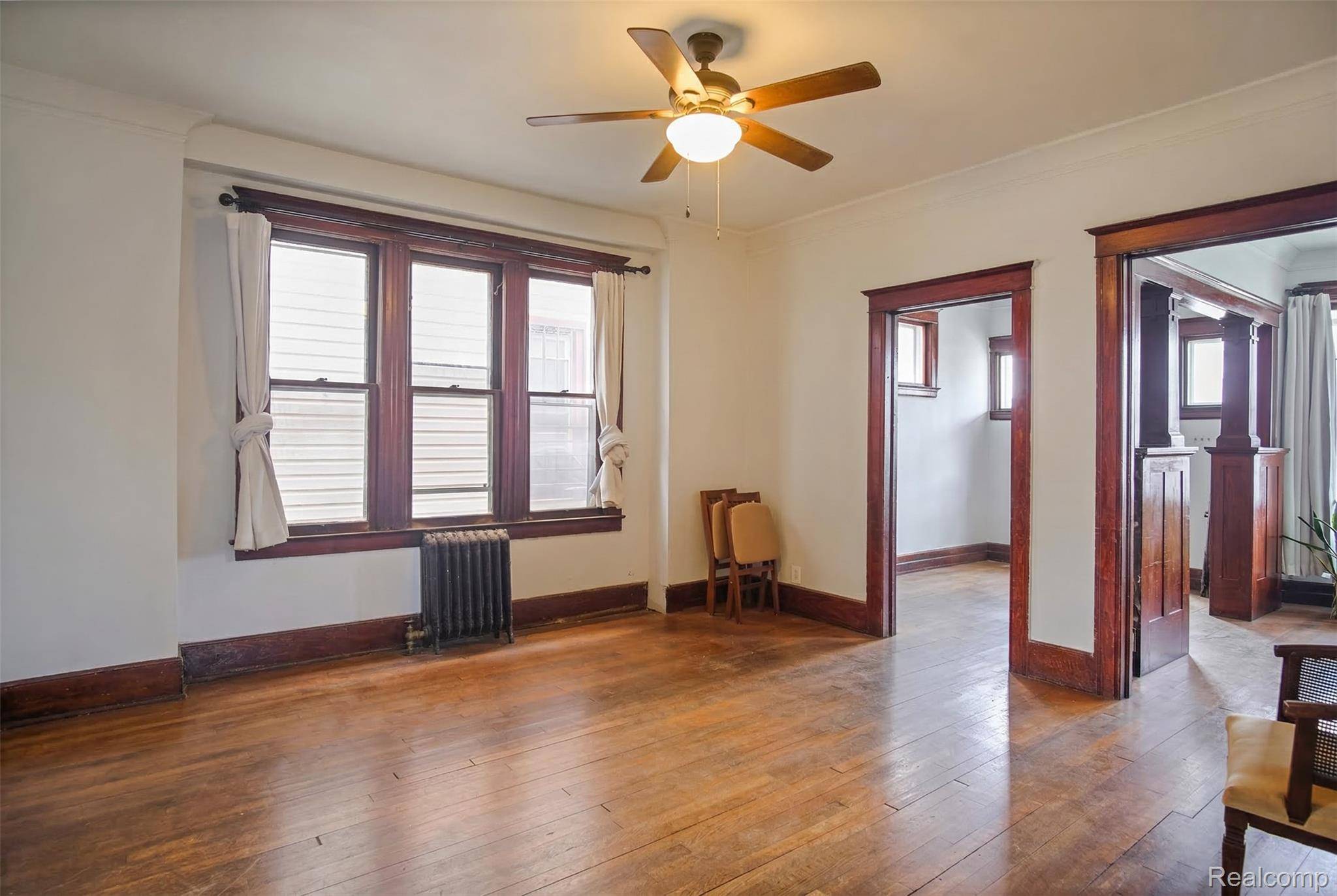 4746 Chopin ST, Detroit, MI 48210