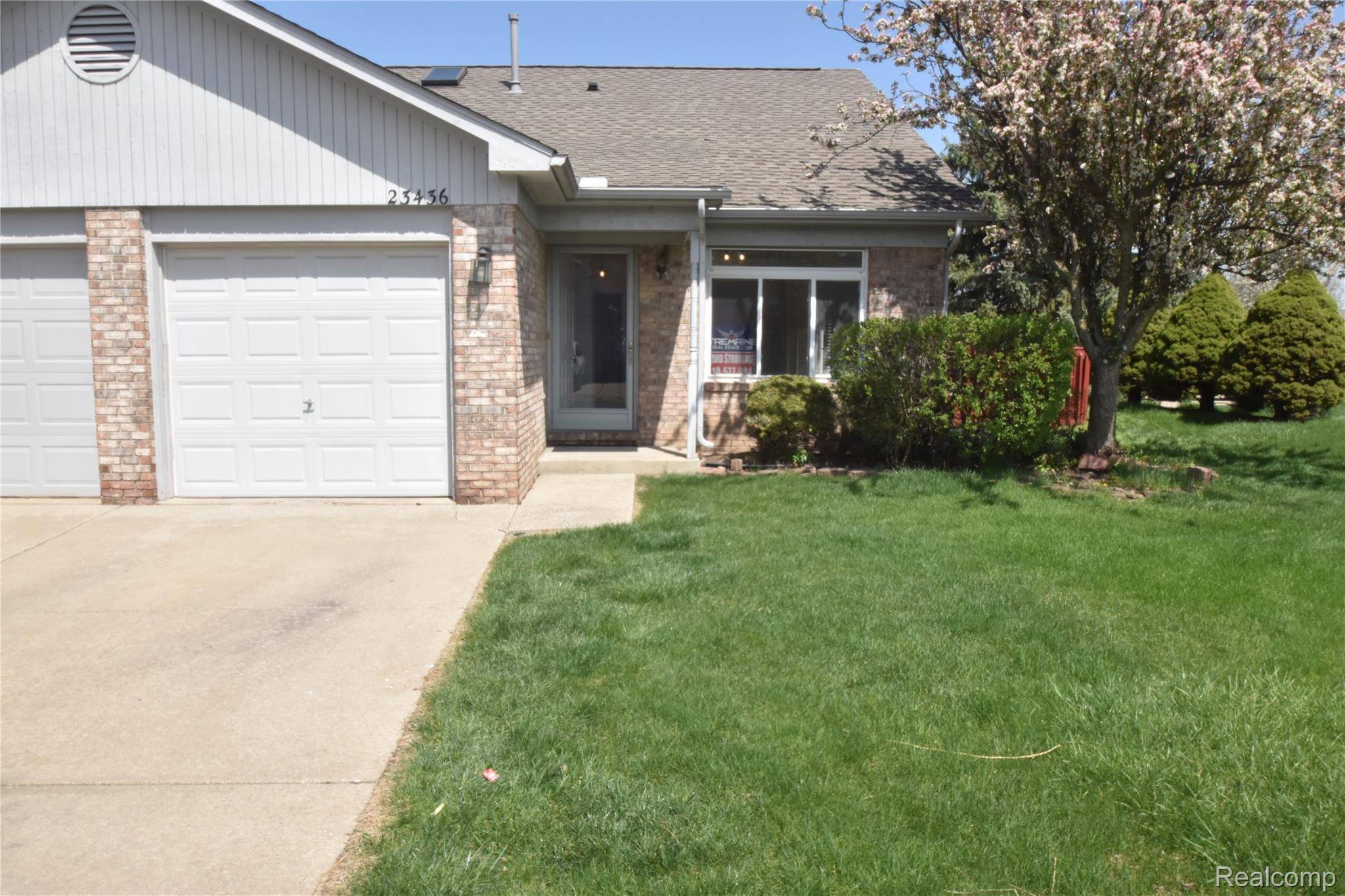 23436 Mahoney CT #182, Brownstown Charter Township, MI 48183