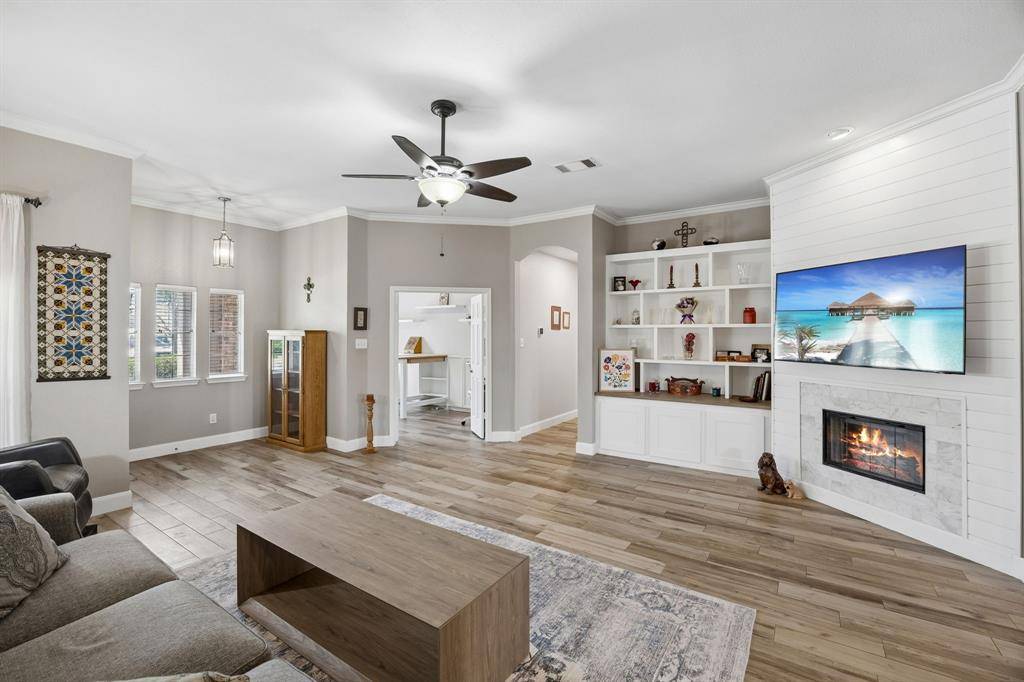 4133 Drexmore Road, Fort Worth, TX 76244