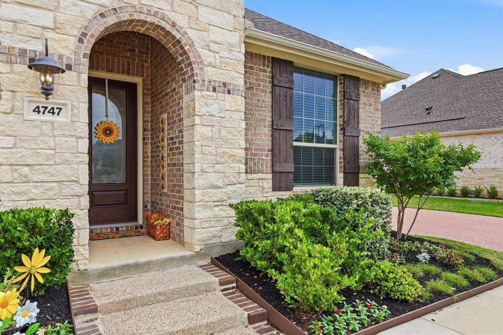 4747 Kings Garden Parkway, Arlington, TX 76005