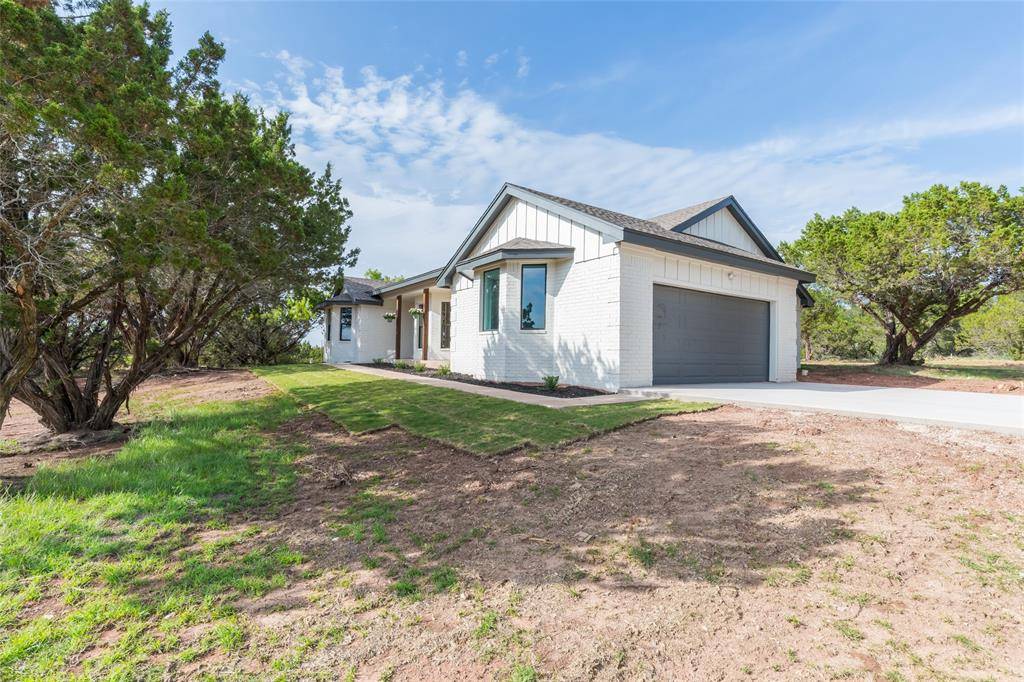 170 County Road 695, Buffalo Gap, TX 79508