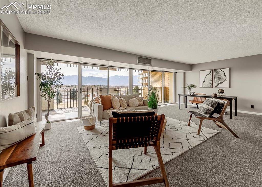 411 Lakewood CIR #B529, Colorado Springs, CO 80910