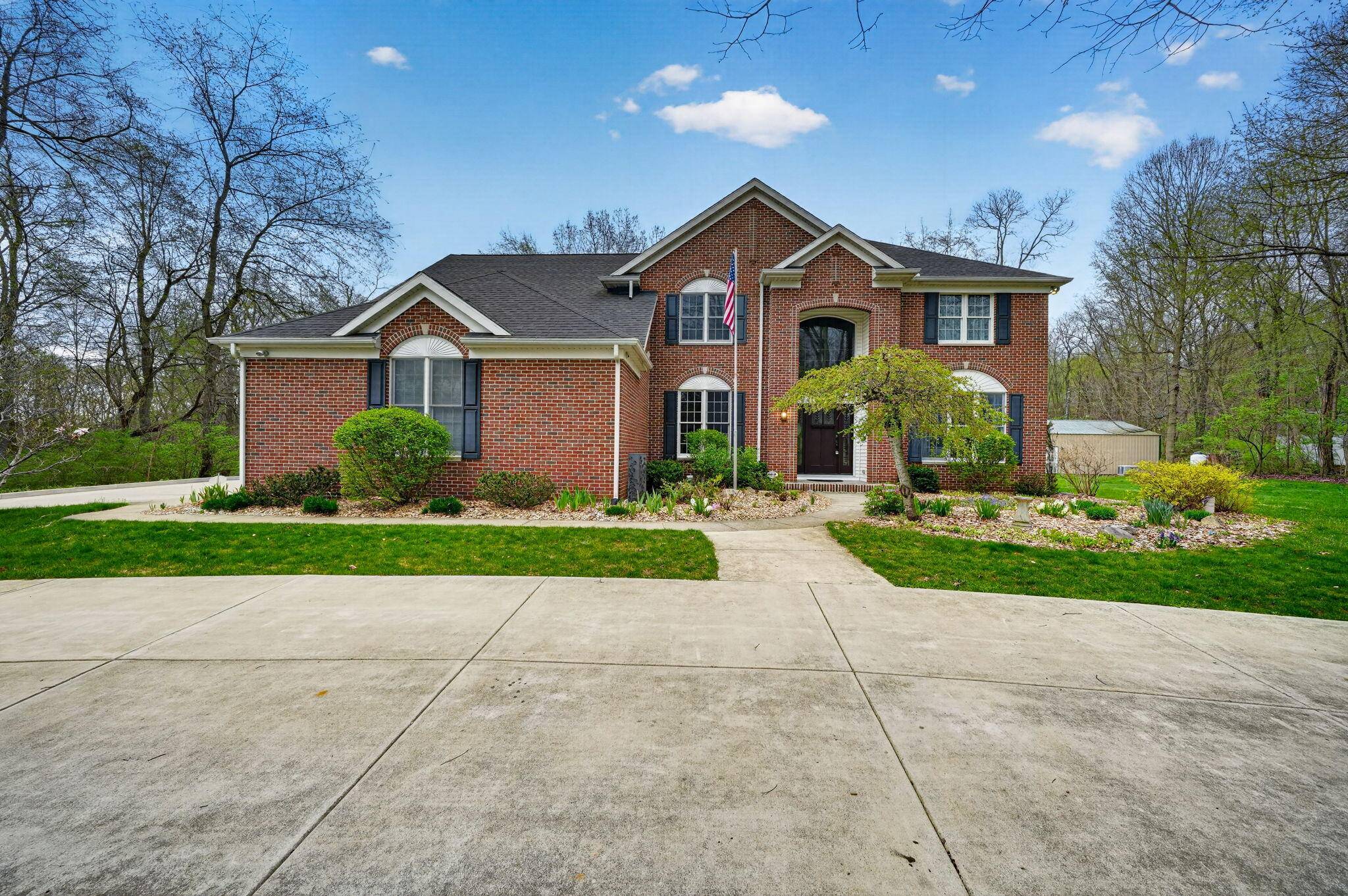 1900 Emerald Forest LN, Niles Twp, MI 49120