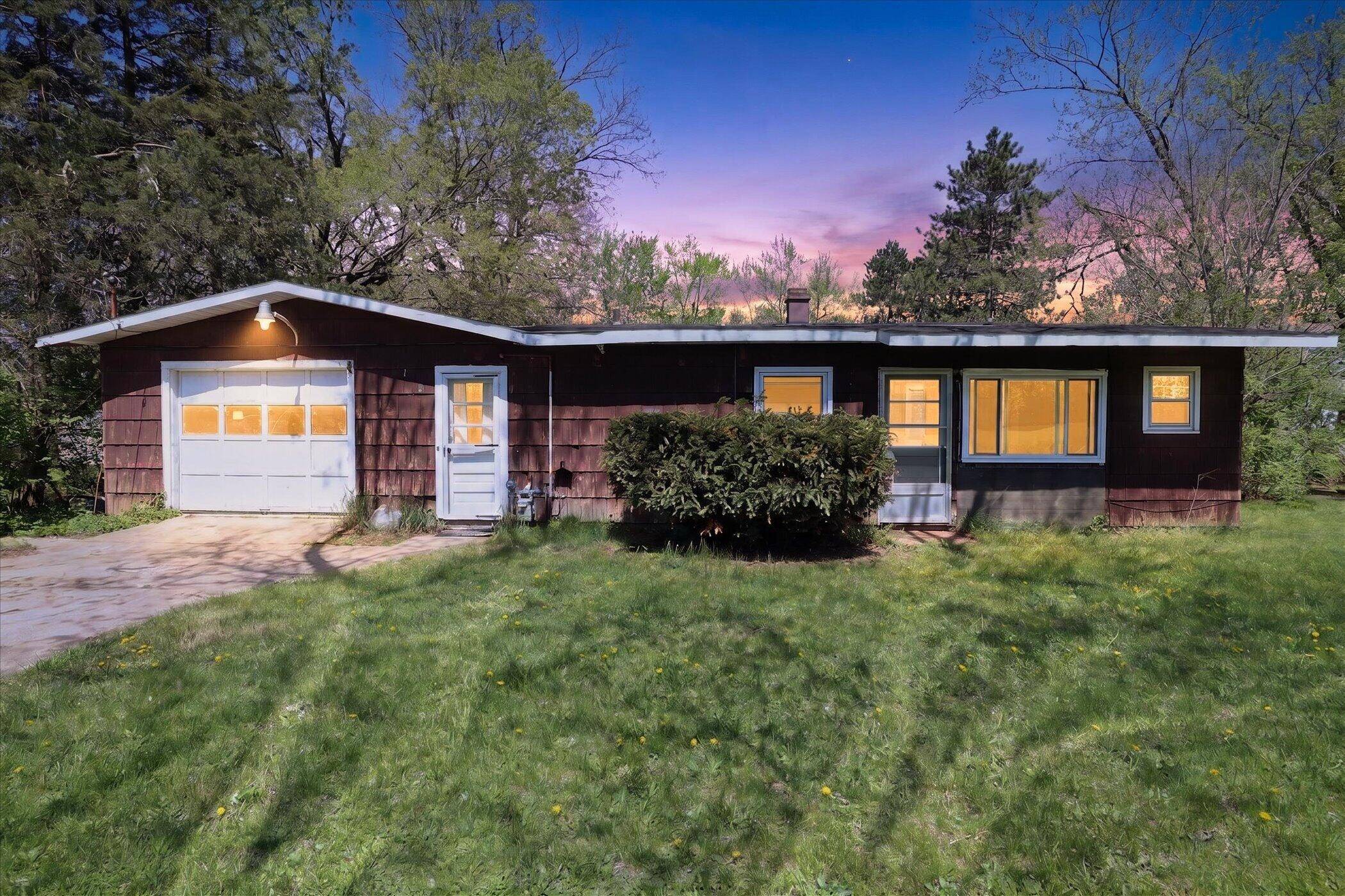 1333 Florence AVE, Nilestownship_berrien, MI 49120