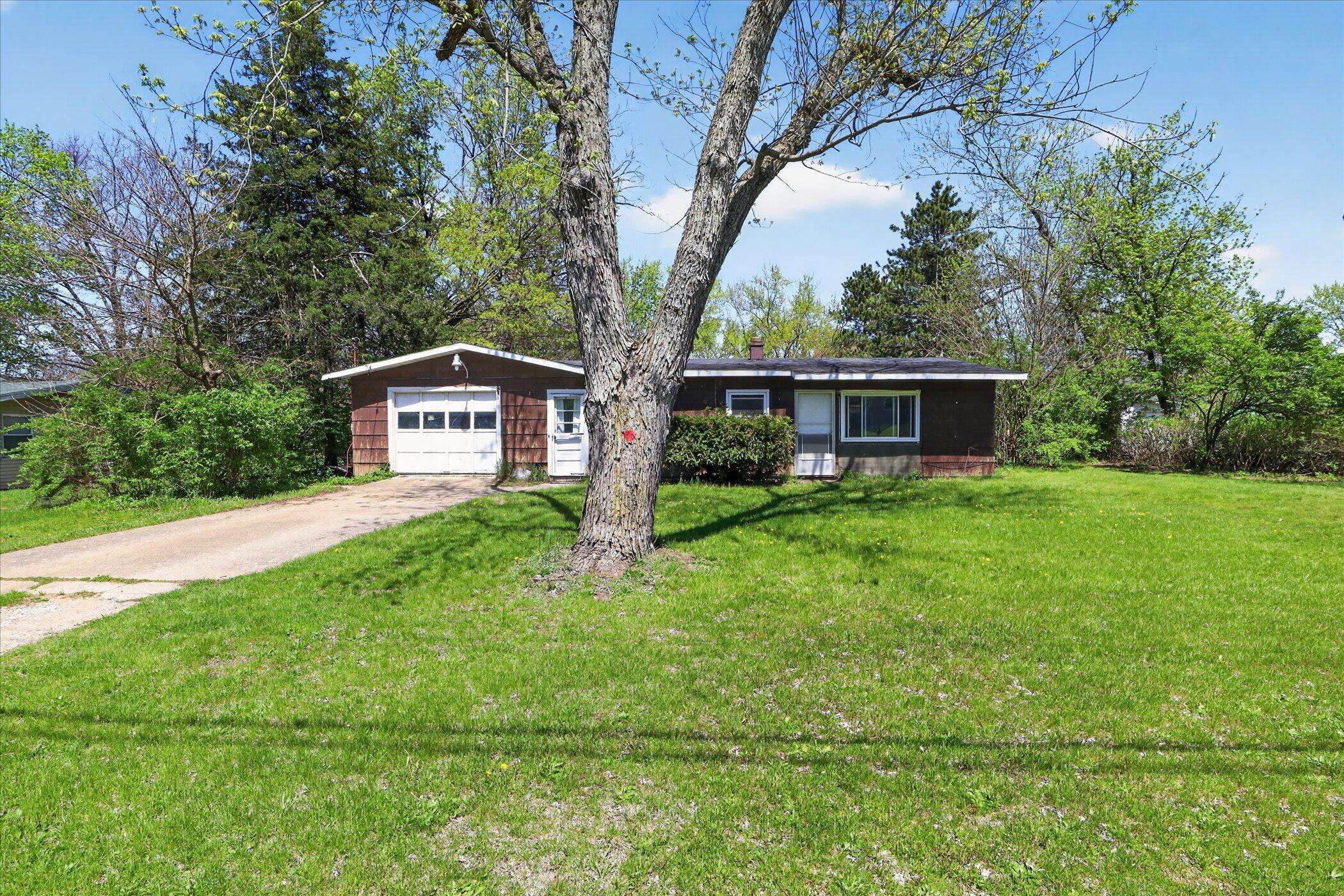 1333 Florence AVE, Nilestownship_berrien, MI 49120