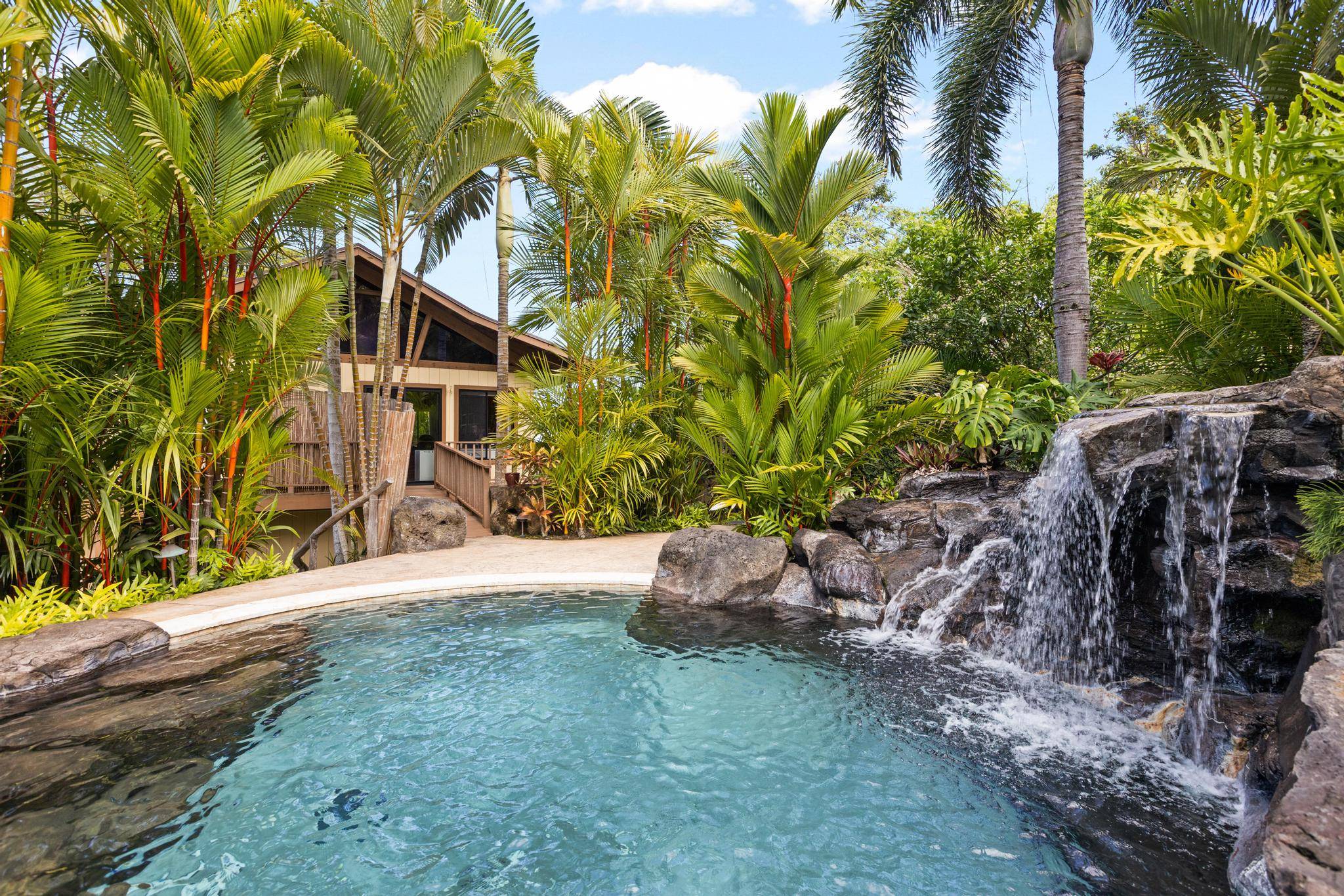 78-6737 WALUA RD, Kailua-kona, HI 96740