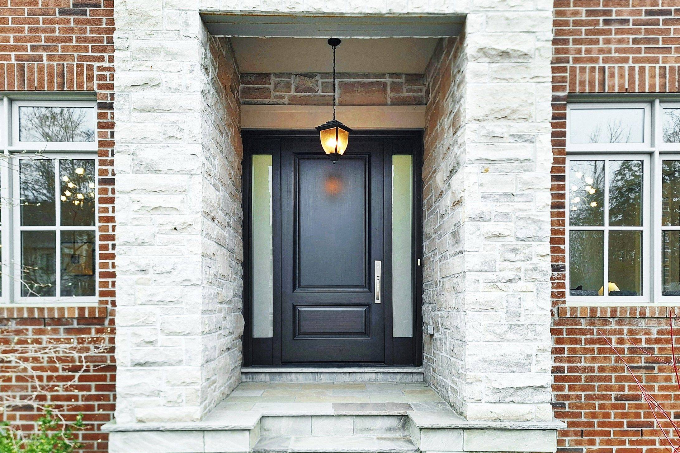 15 Davina CIR, Aurora, ON L4G 0M2