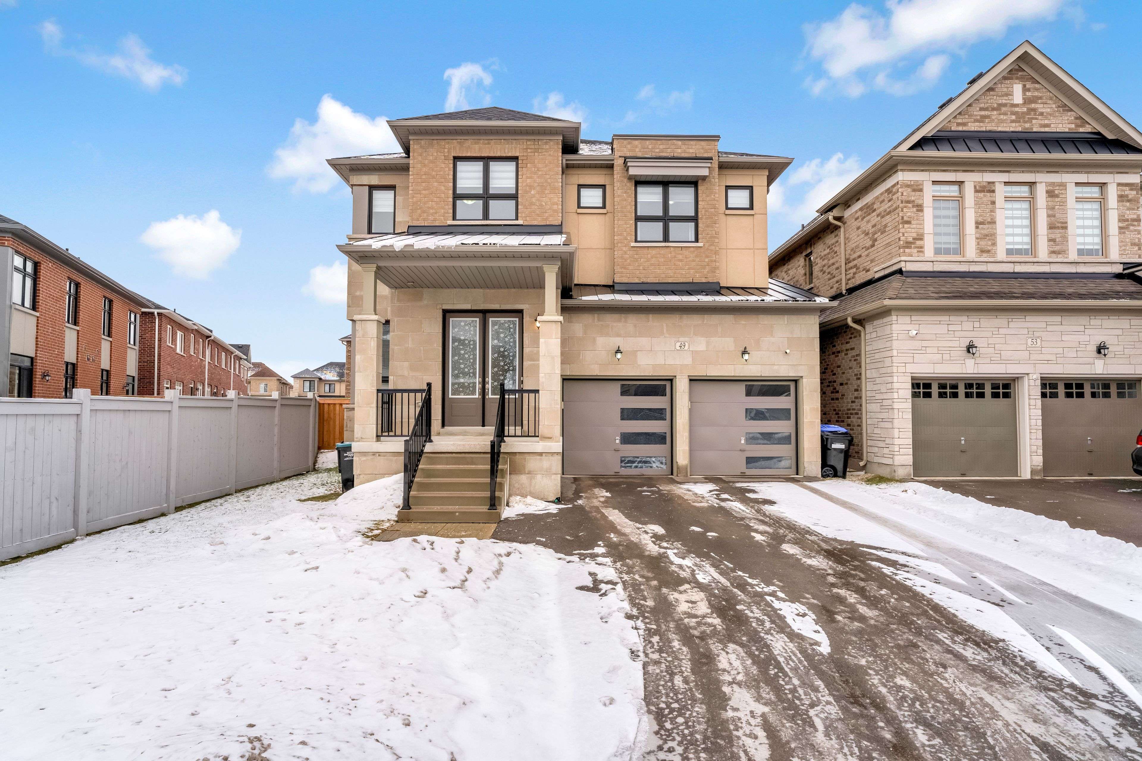49 Westlake CRES, Bradford West Gwillimbury, ON L3Z 4K4