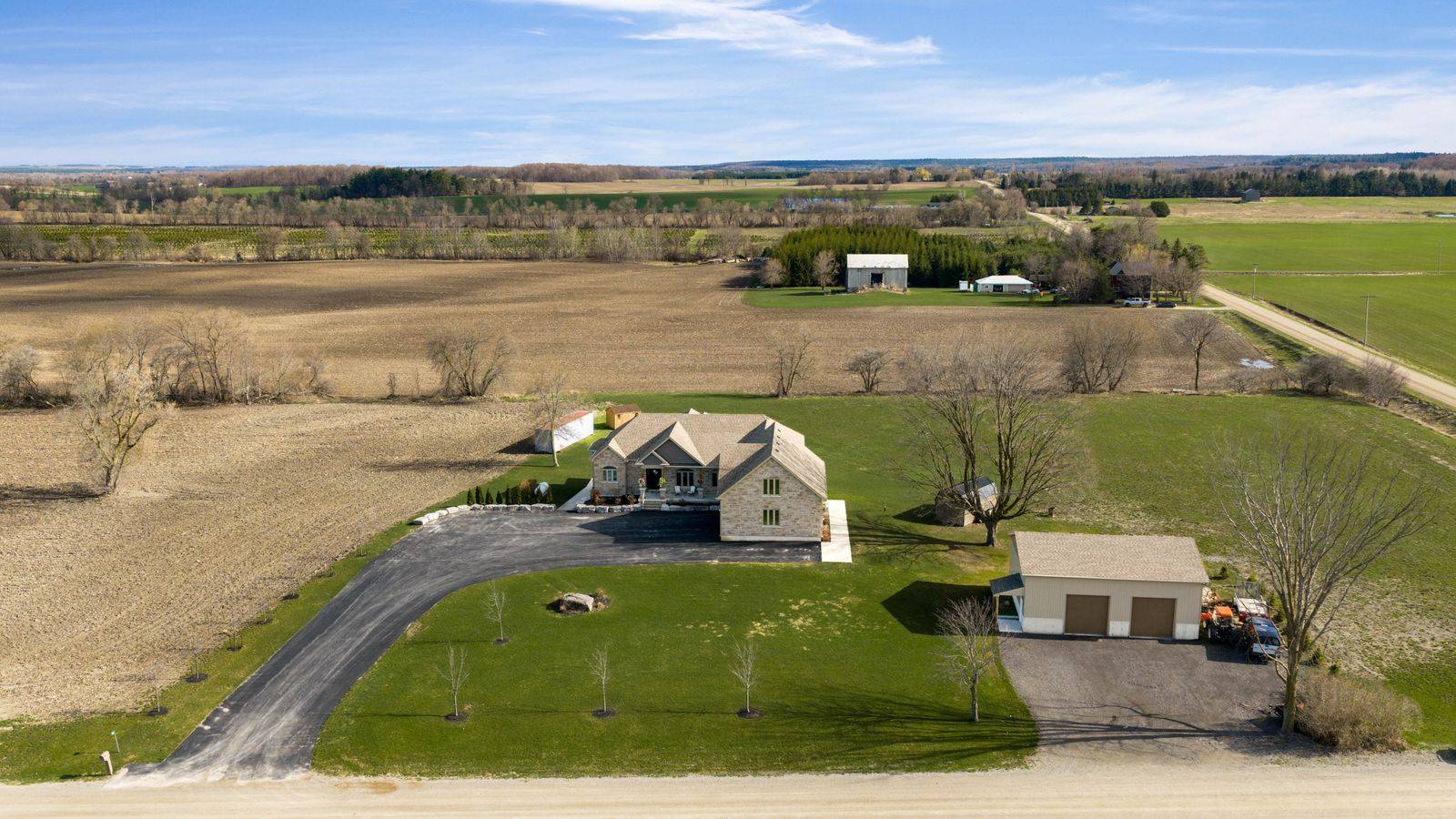 9157 30th Side Road, Adjala-tosorontio, ON L0M 1M0