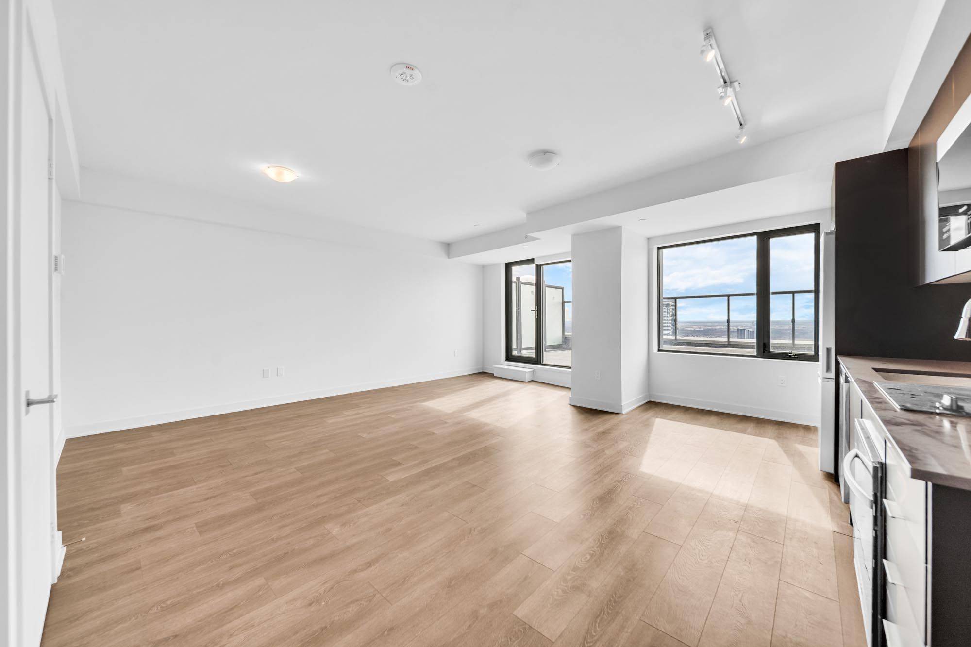 2920 Highway 7 N/A #4405, Vaughan, ON L4K 0P4