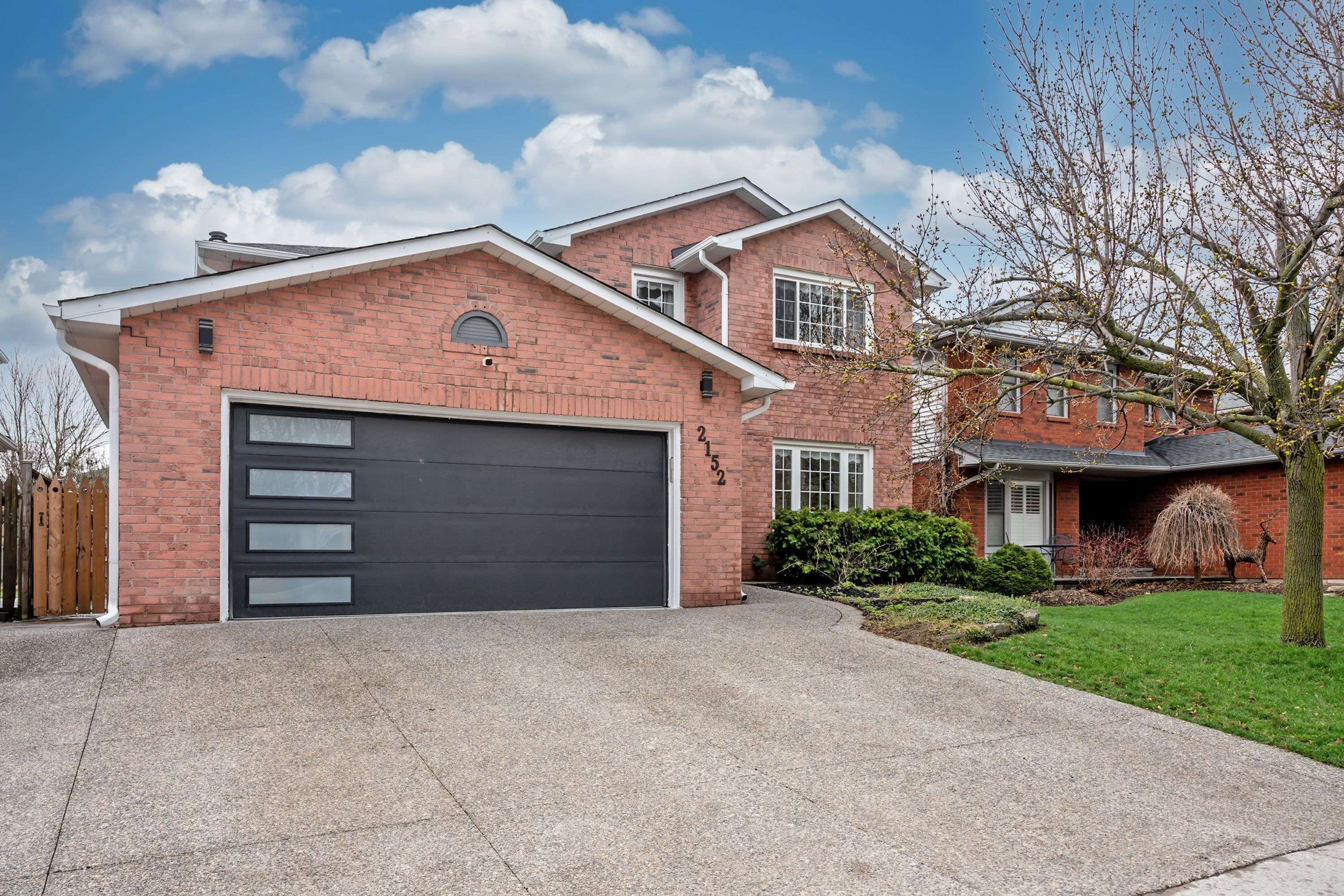 2152 Heidi AVE, Burlington, ON L7M 3X2