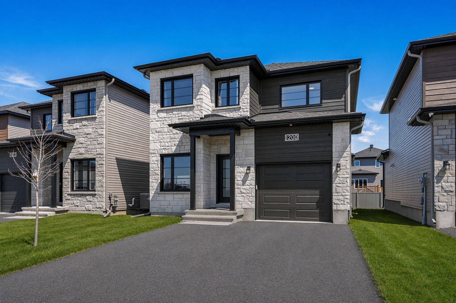 1200 Montblanc CRES, Russell, ON K0A 1W0