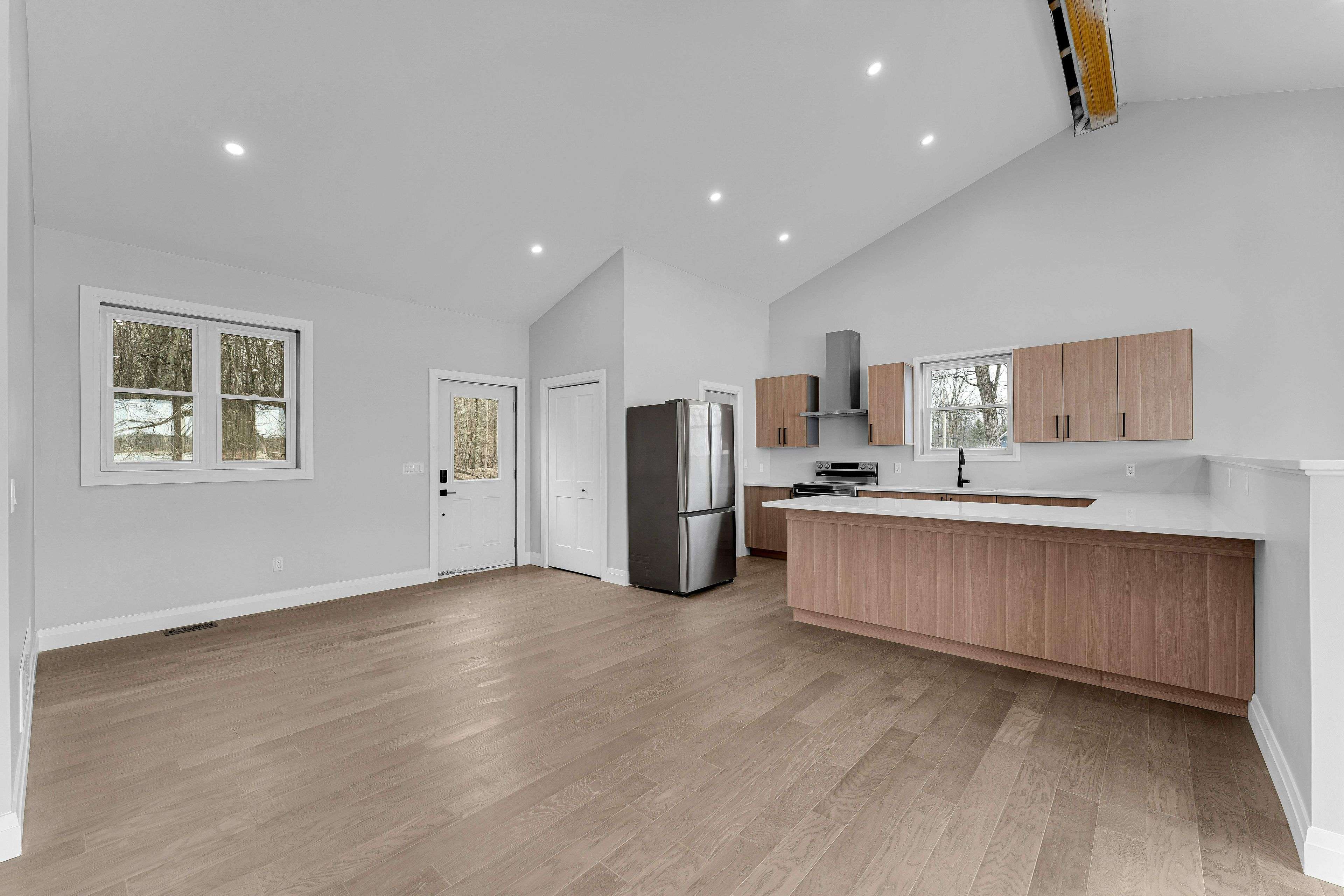 99 Blue Heron LN, Frontenac Islands, ON K7G 2V6