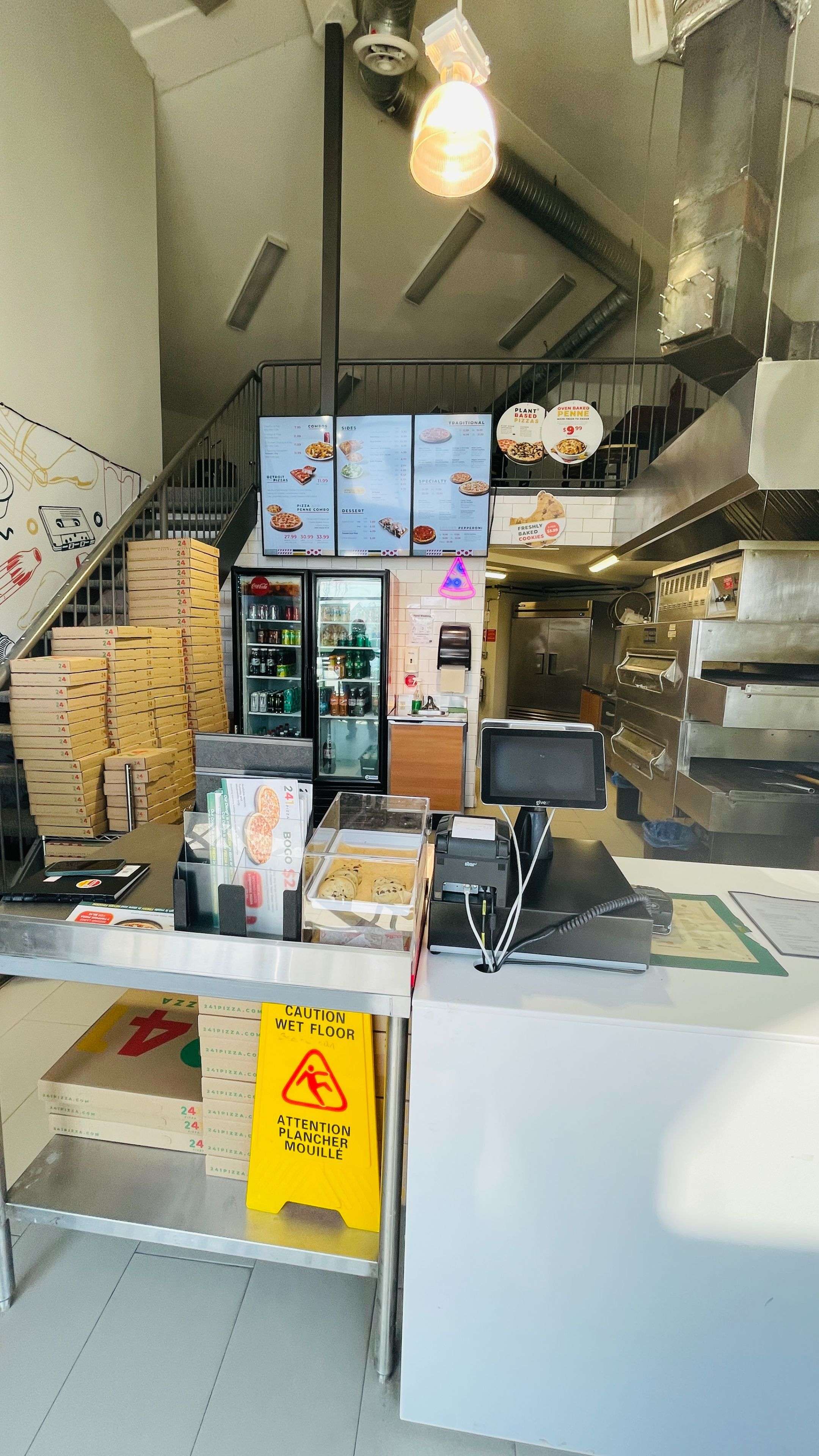 230-232 Kent ST W #3, Kawartha Lakes, ON K9V 6A4