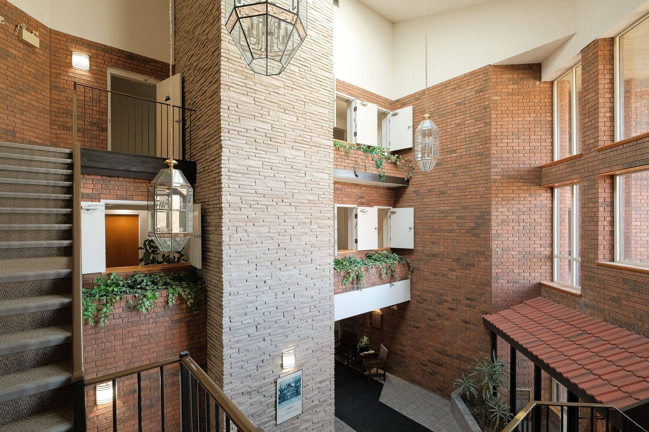 921 Armour RD #218, Peterborough, ON K9H 7K5