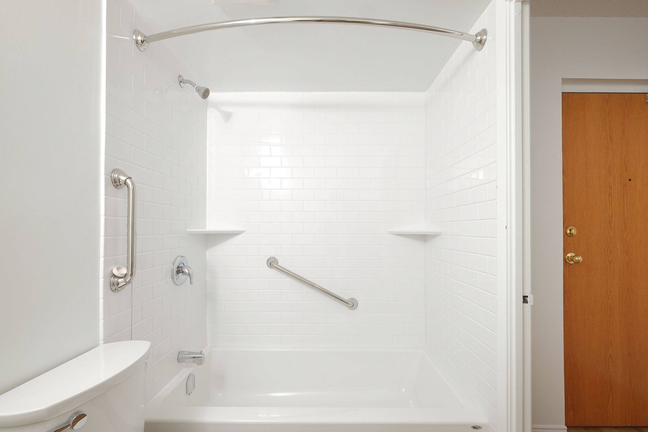 921 Armour RD #218, Peterborough, ON K9H 7K5