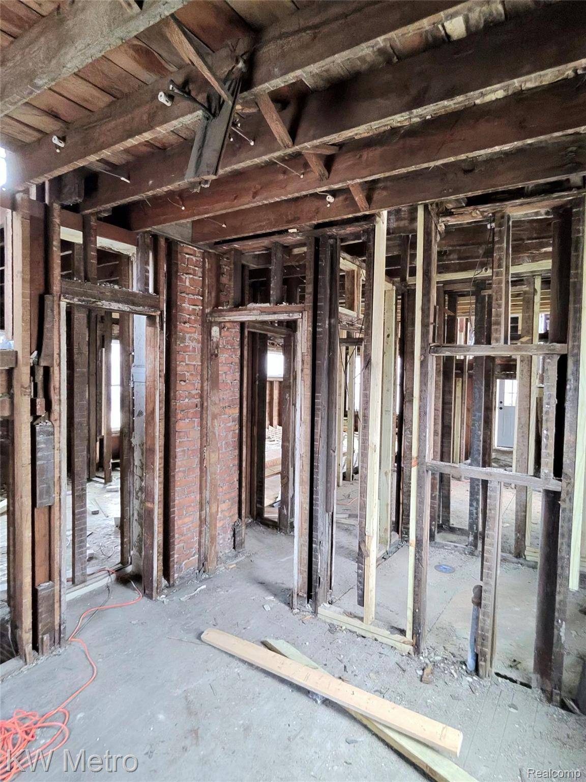 1710 Lee PL, Detroit, MI 48206