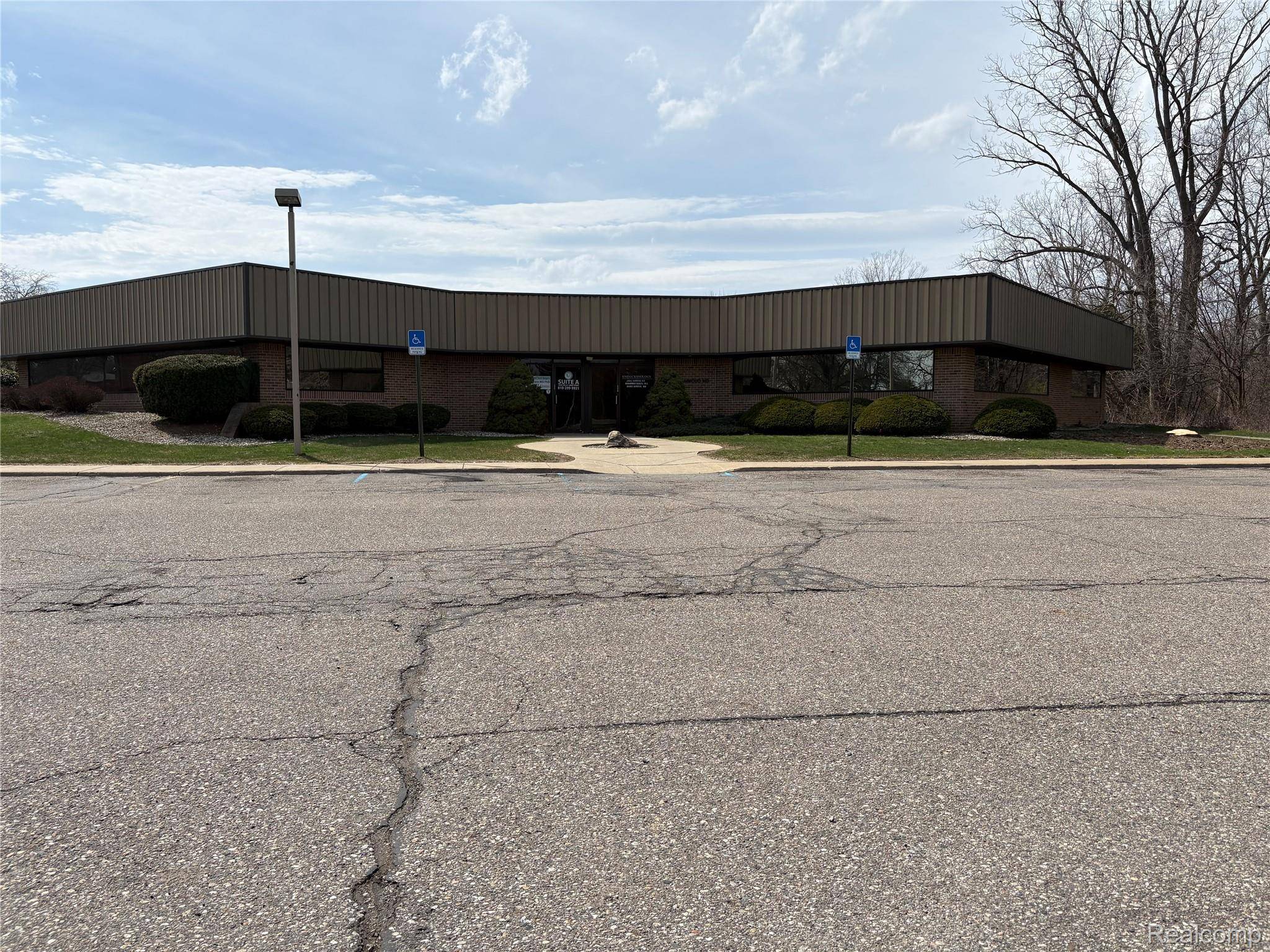 5040 Villa Linde Pkwy, Flint Charter Township, MI 48532