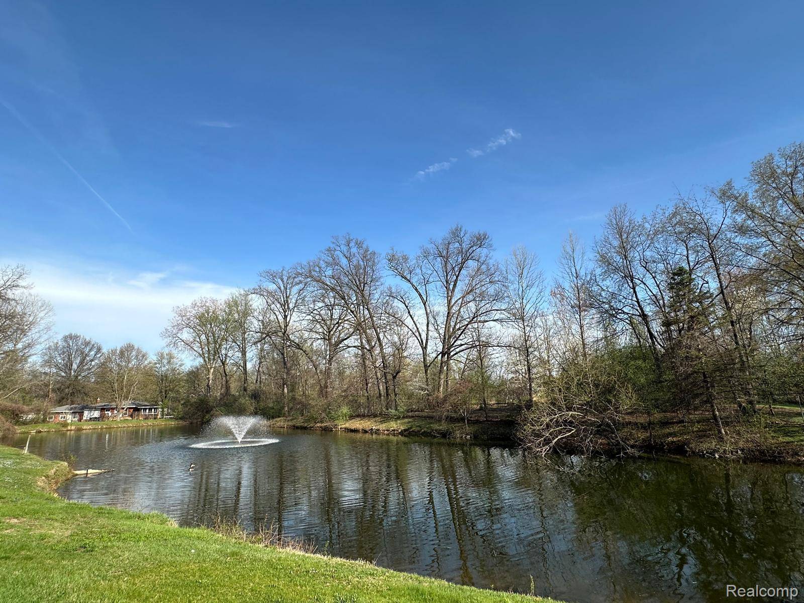 1284 Shoemaker DR, Westland, MI 48185