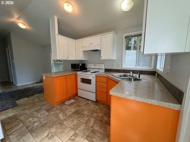 89510 HIGHWAY 101 #16, Florence, OR 97439