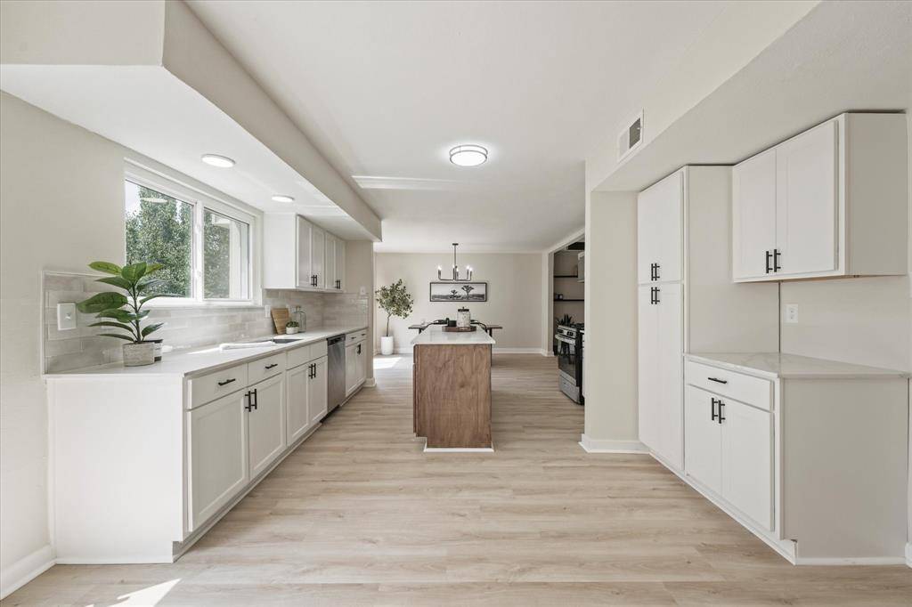 2905 Lakewood Drive, Denton, TX 76207