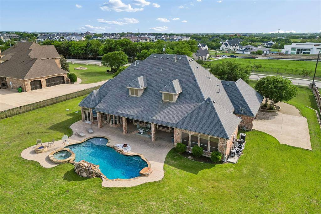 271 Dennis Bailey Lane, Heath, TX 75032