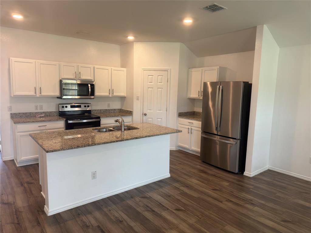 7001 Guadalupe Road, China Spring, TX 76633