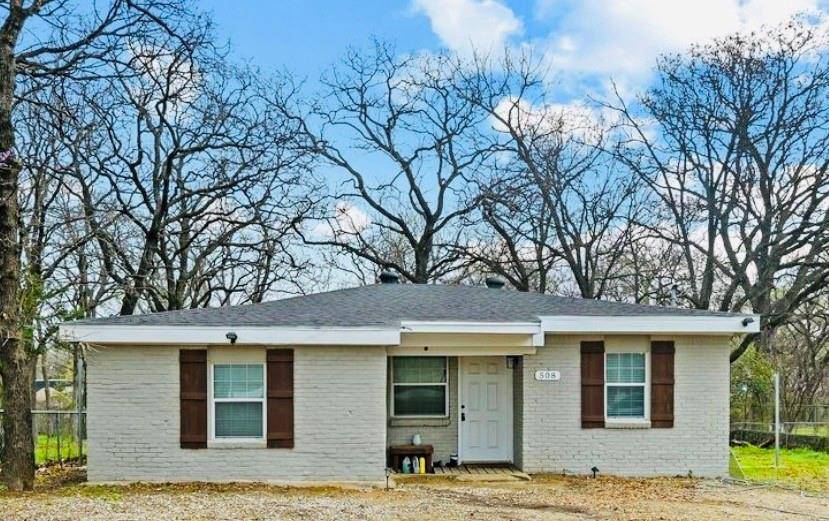 508 N Dick Price Road, Kennedale, TX 76060