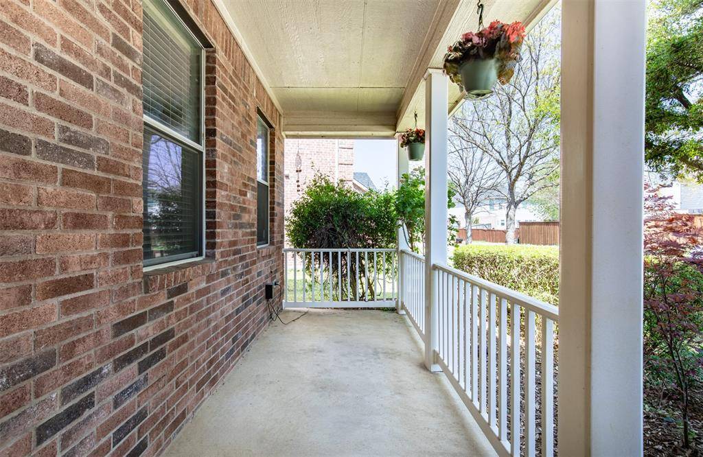 917 Warbler, Aubrey, TX 76227