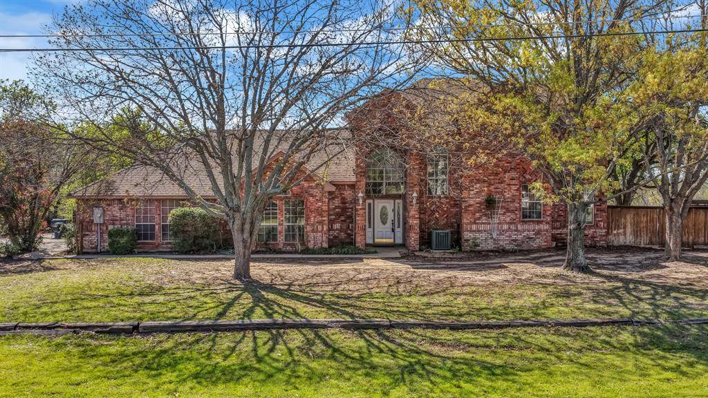 149 Lakeview Drive, Aledo, TX 76008
