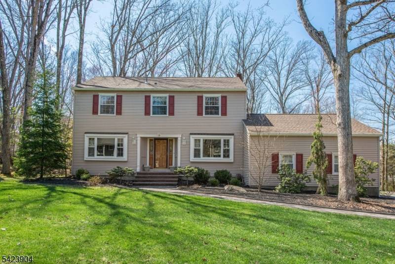 3 Overbrook Rd, Randolph Twp., NJ 07869