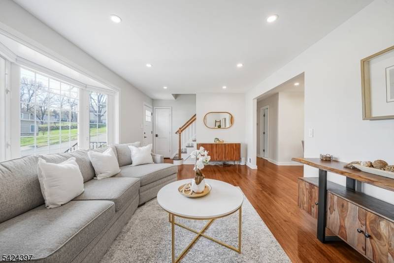 21 Joseph Pl, Wayne Twp., NJ 07470