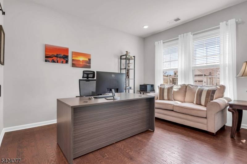 71 Sullivan Road, Raritan Twp., NJ 08822